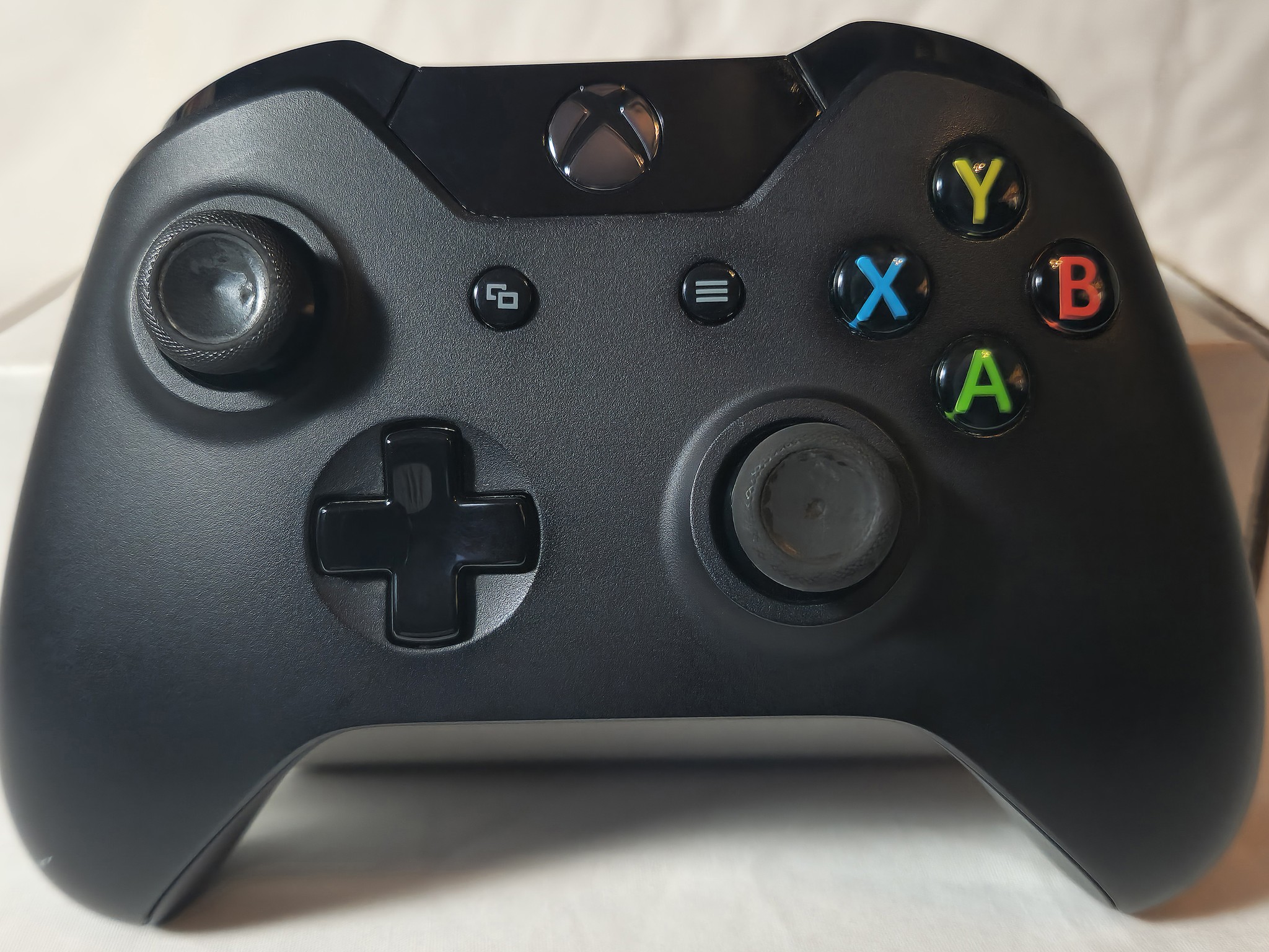 Xbox One 500GB Includes Halo Master Chief Collection Halo Reach & Halo 5 Guardians