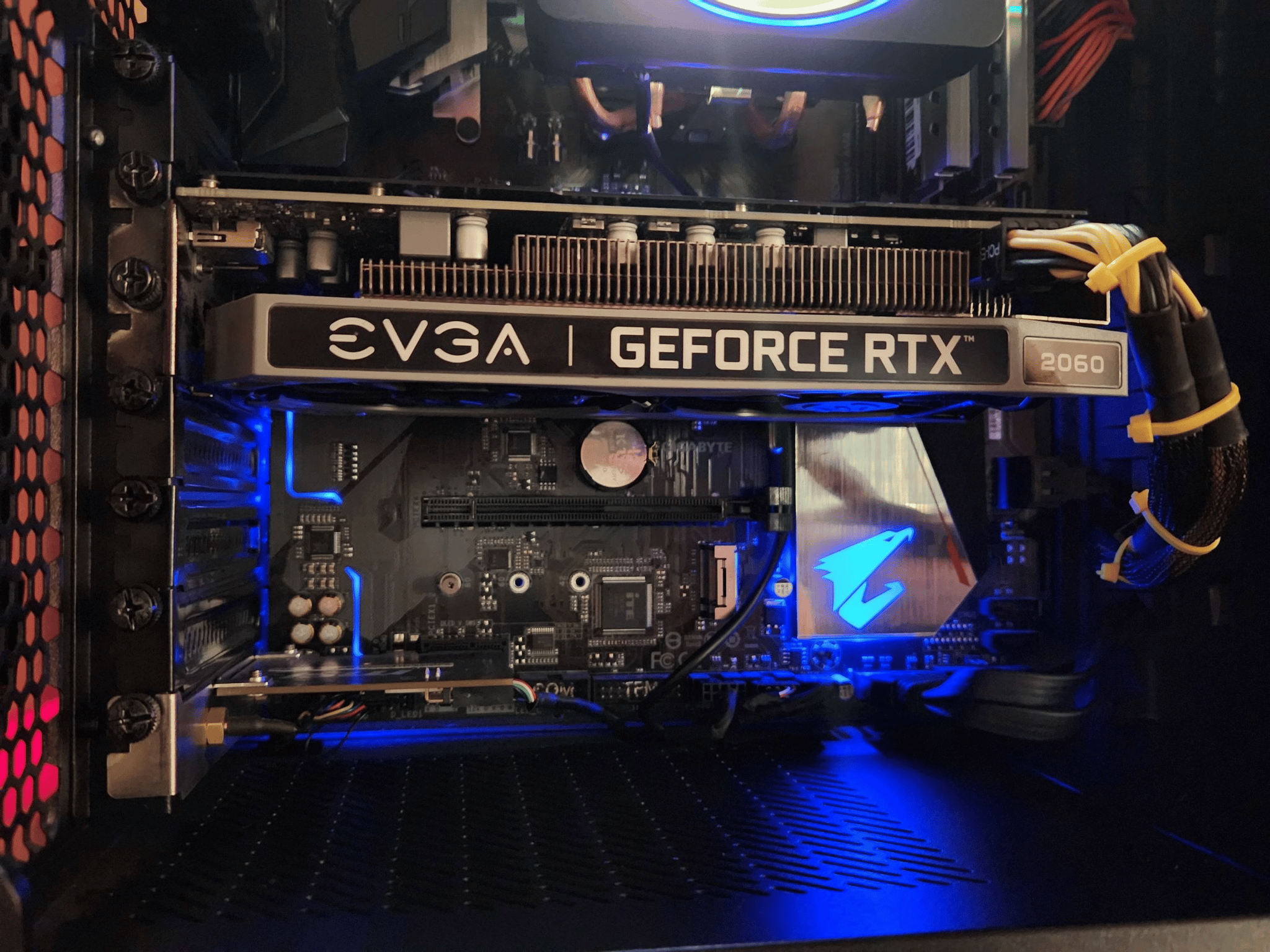 Ryzen 3600 with EVGA 2060 KO, great midrange PC!