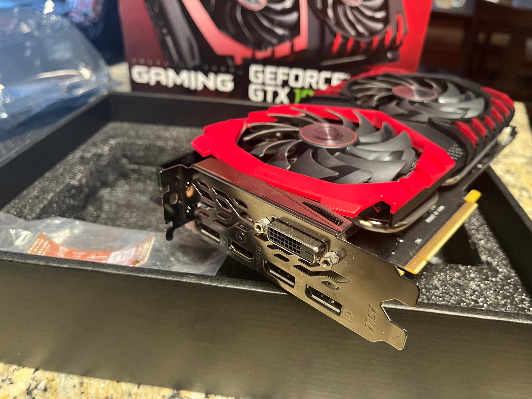 MSI GTX 1070 Gaming + NZXT H210i ITX case