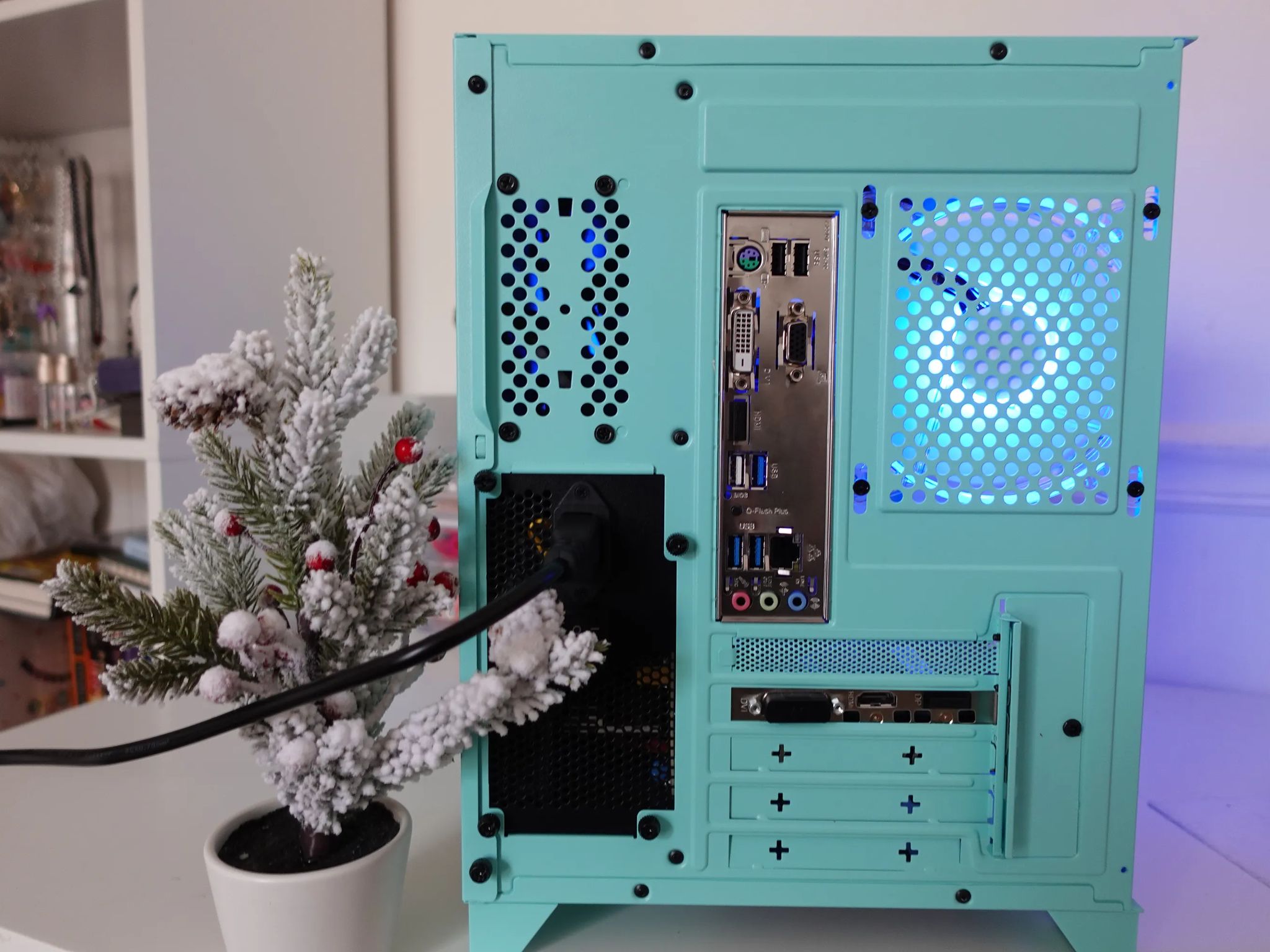 One of a kind Green Gamer with GTX 1660 SUPER GDDR6 Graphics Card