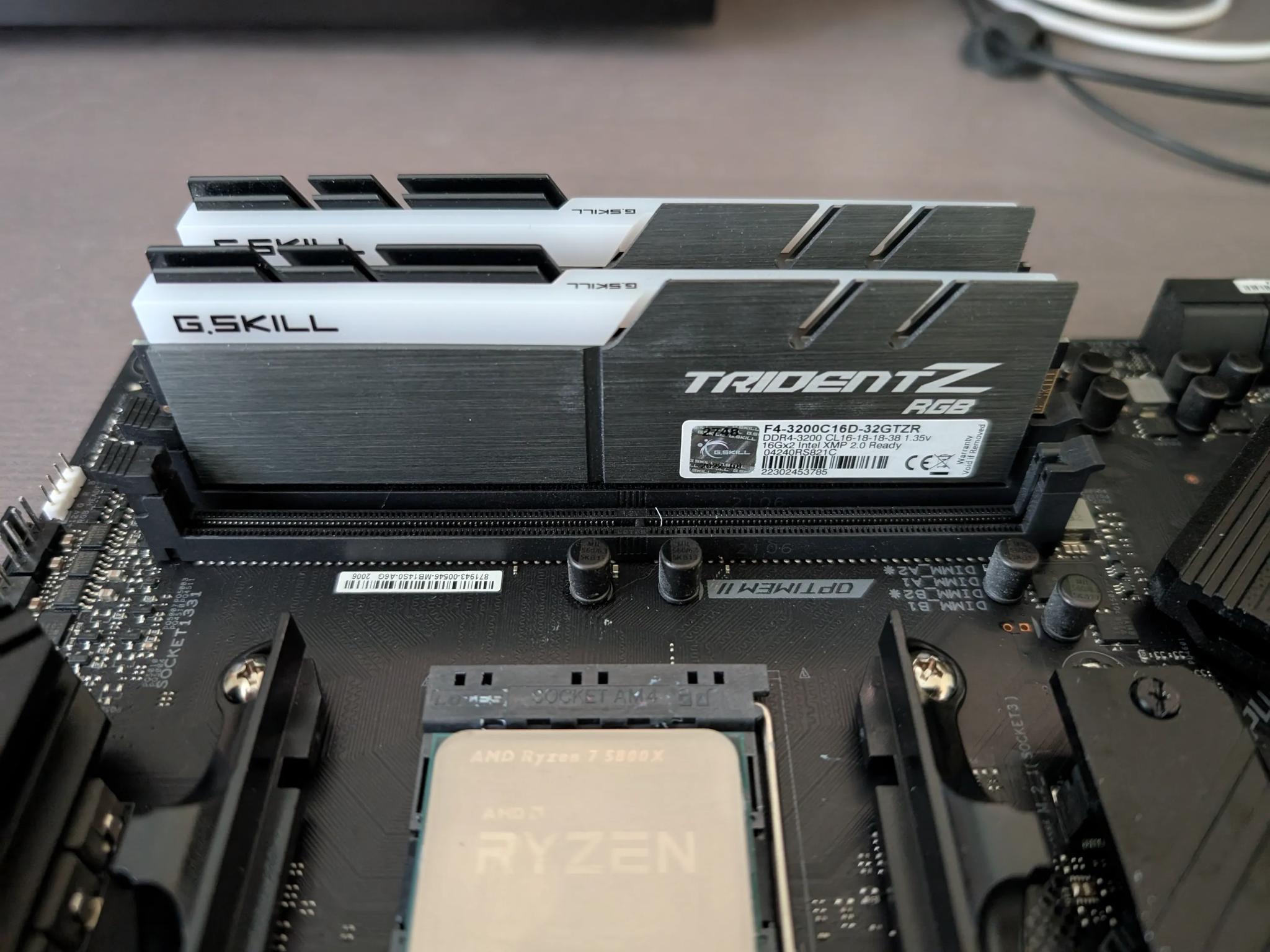 AM4 Bundle: Ryzen 5800X + Asus Strix B550-F Gaming + G.Skill 32 GB Ram