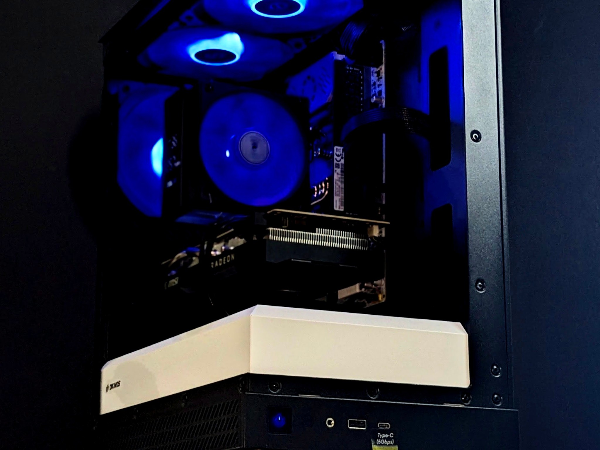 シャチ  ⚫⚪1080p👑⚫⚪RX 5700XT⚫⚪16GB DDR4⚫⚪Intel (8-cores/16-threads)⚫⚪1TB SSD/HDD⚫⚪Windows 11⚫⚪ Wi-Fi