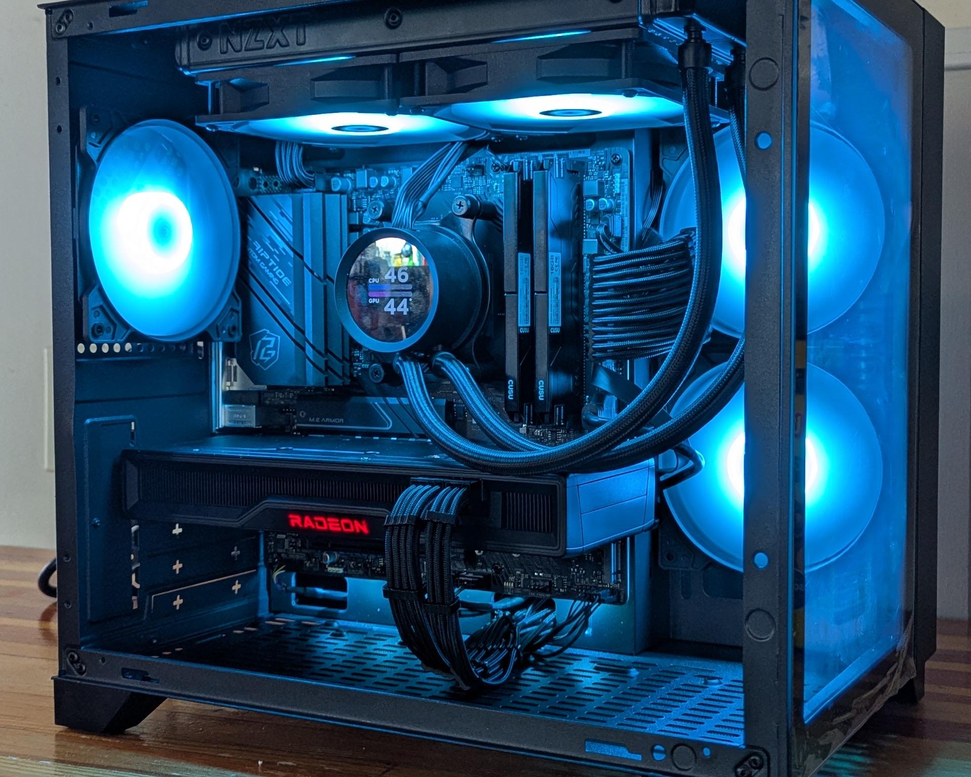 AMD RX 6750 XT || Ryzen 5 5600 ||  Compact 1440p Gaming PC