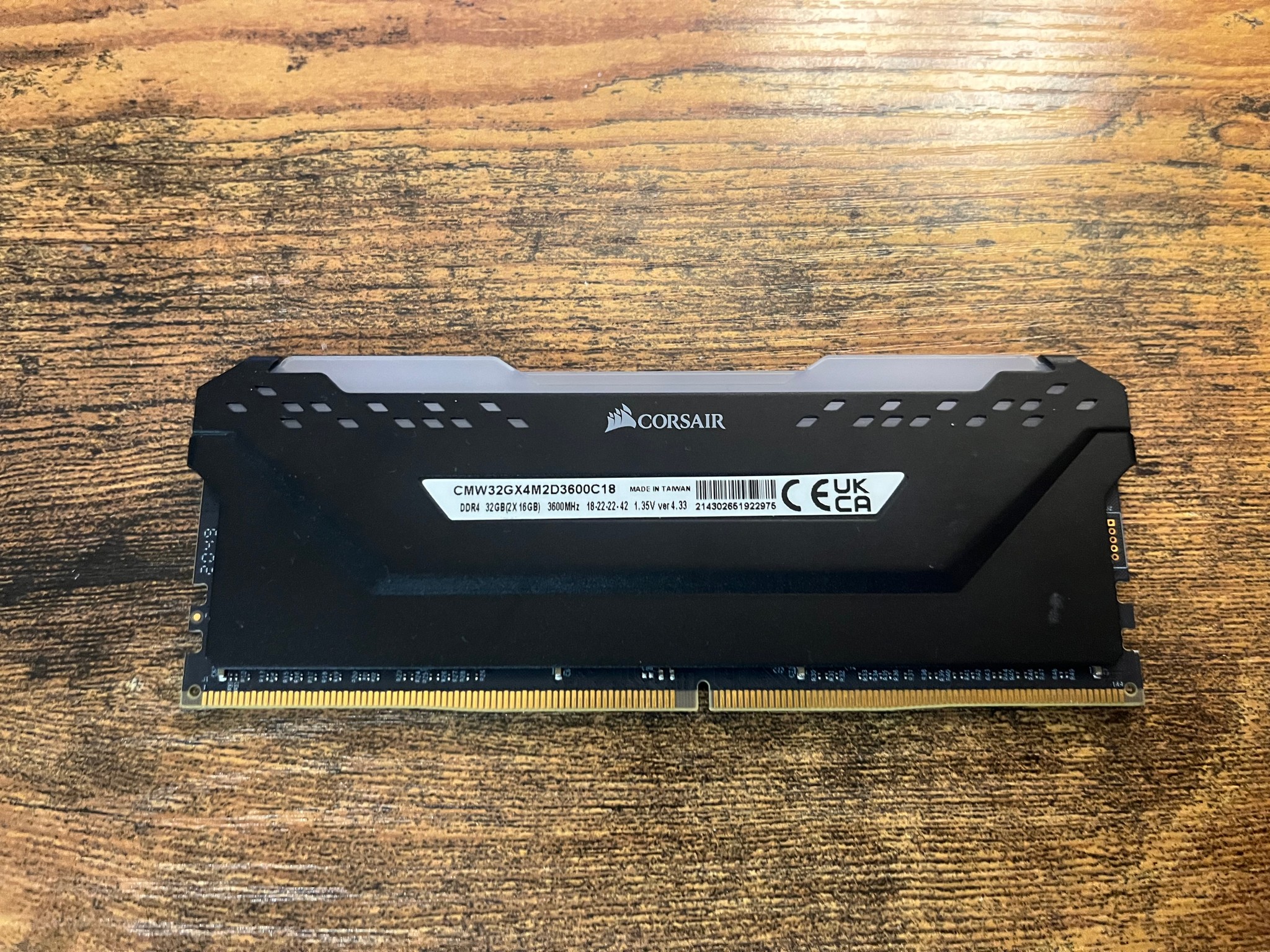 Corsair Vengeance RGB Pro DDR4 16GB (1x16GB) 3600MHz CL18