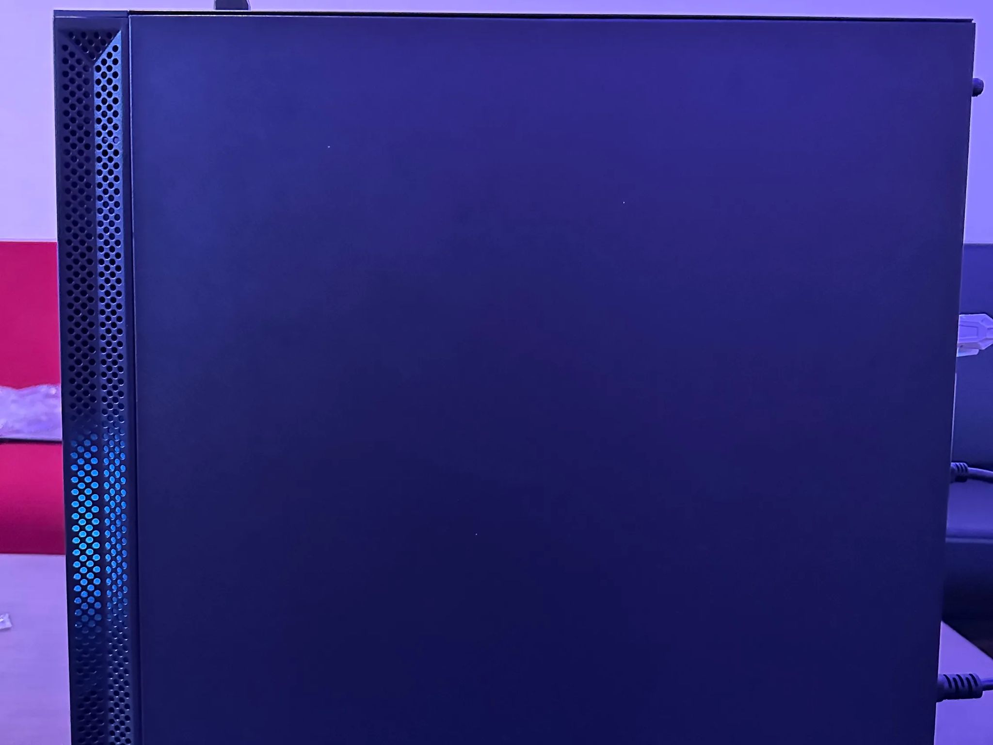 Ryzen 5 2400g/RTX 3050/16gb 3200mhz Custom Gaming PC