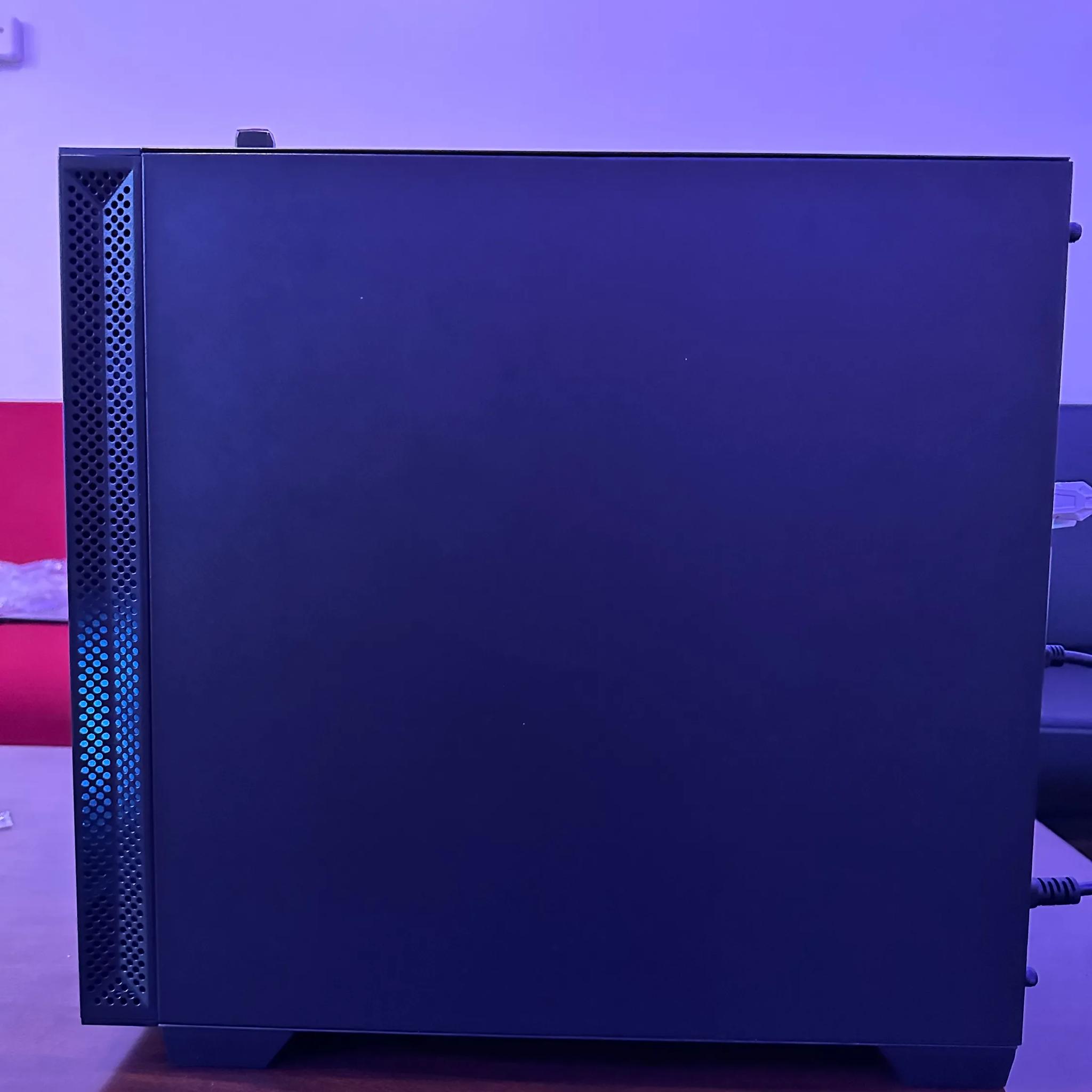 Ryzen 5 2400g/RTX 3050/16gb 3200mhz Custom Gaming PC