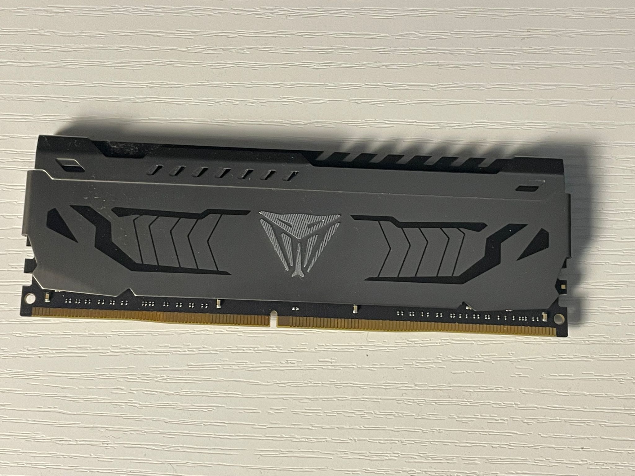 Patriot Viper Steel 16GB DDR4 3000MHZ