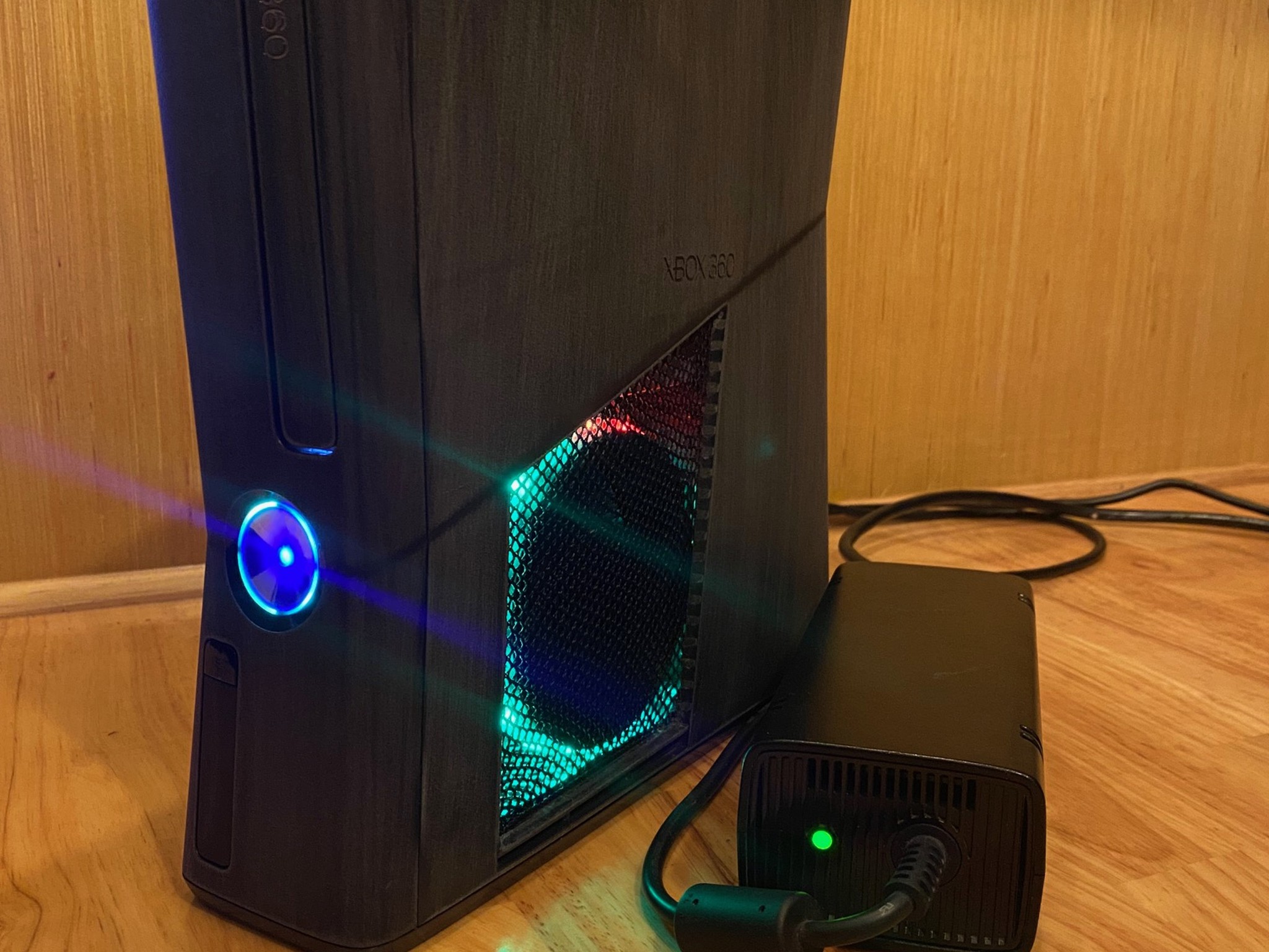RGH 3 Xbox 360 slim | CASE MOD | 500 GB | Custom LEDs