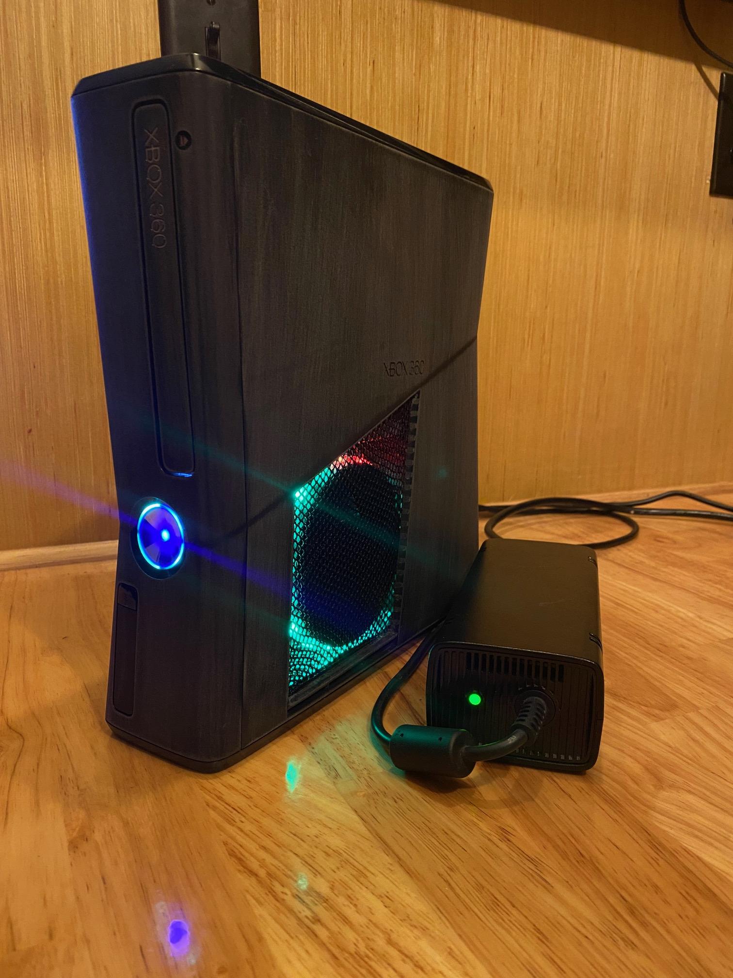 RGH 3 Xbox 360 slim | CASE MOD | 500 GB | Custom LEDs