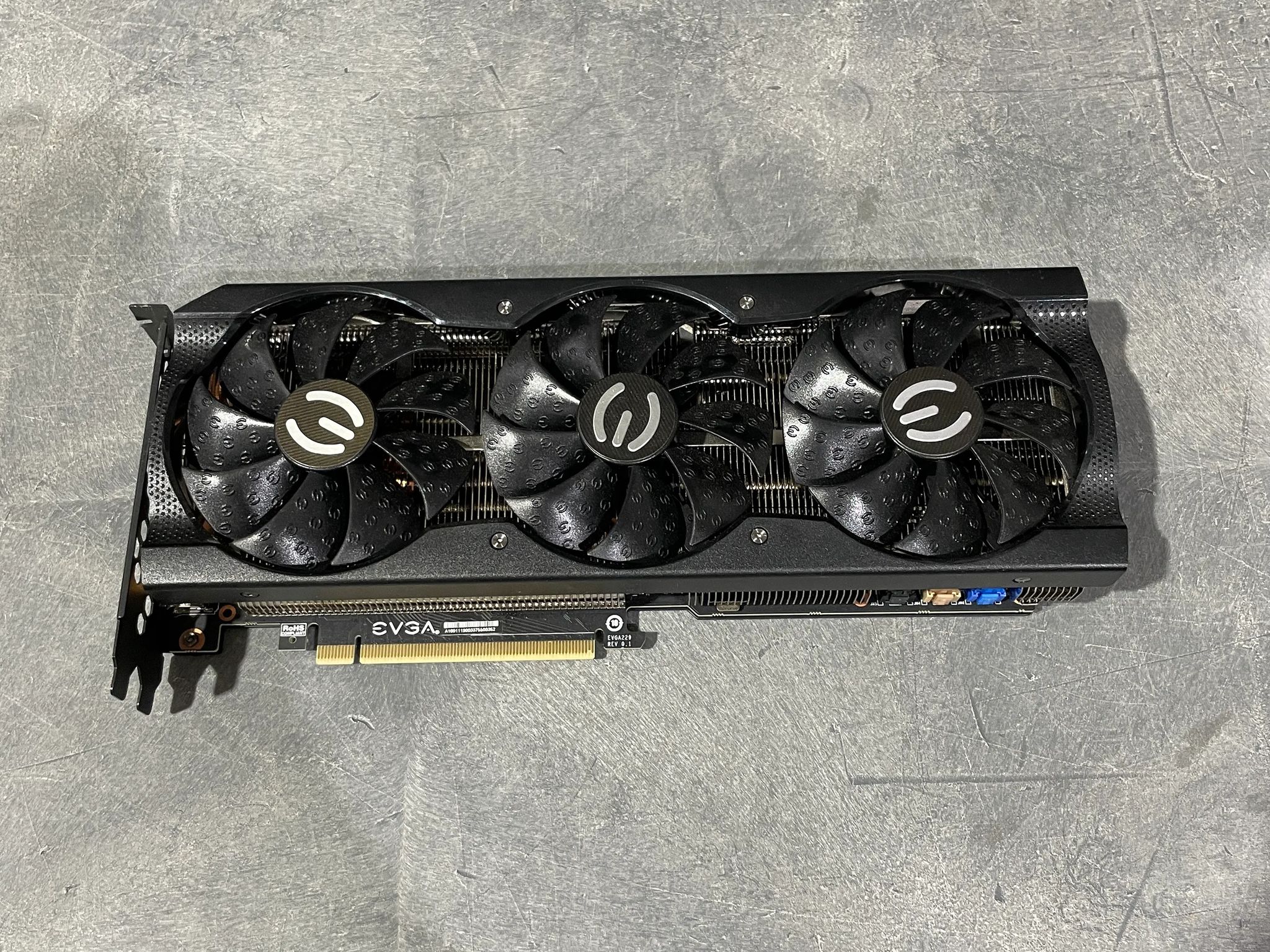 EVGA 08G-P5-3755-KR GeForce RTX 3070 XC3 Ultra Gaming, 8GB GDDR6, ARGB LED, Metal Backplate