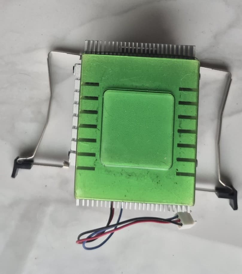 Foxconn 70mm Fan and Foxconn Heatsink 312451-002 REV C-New Open Box