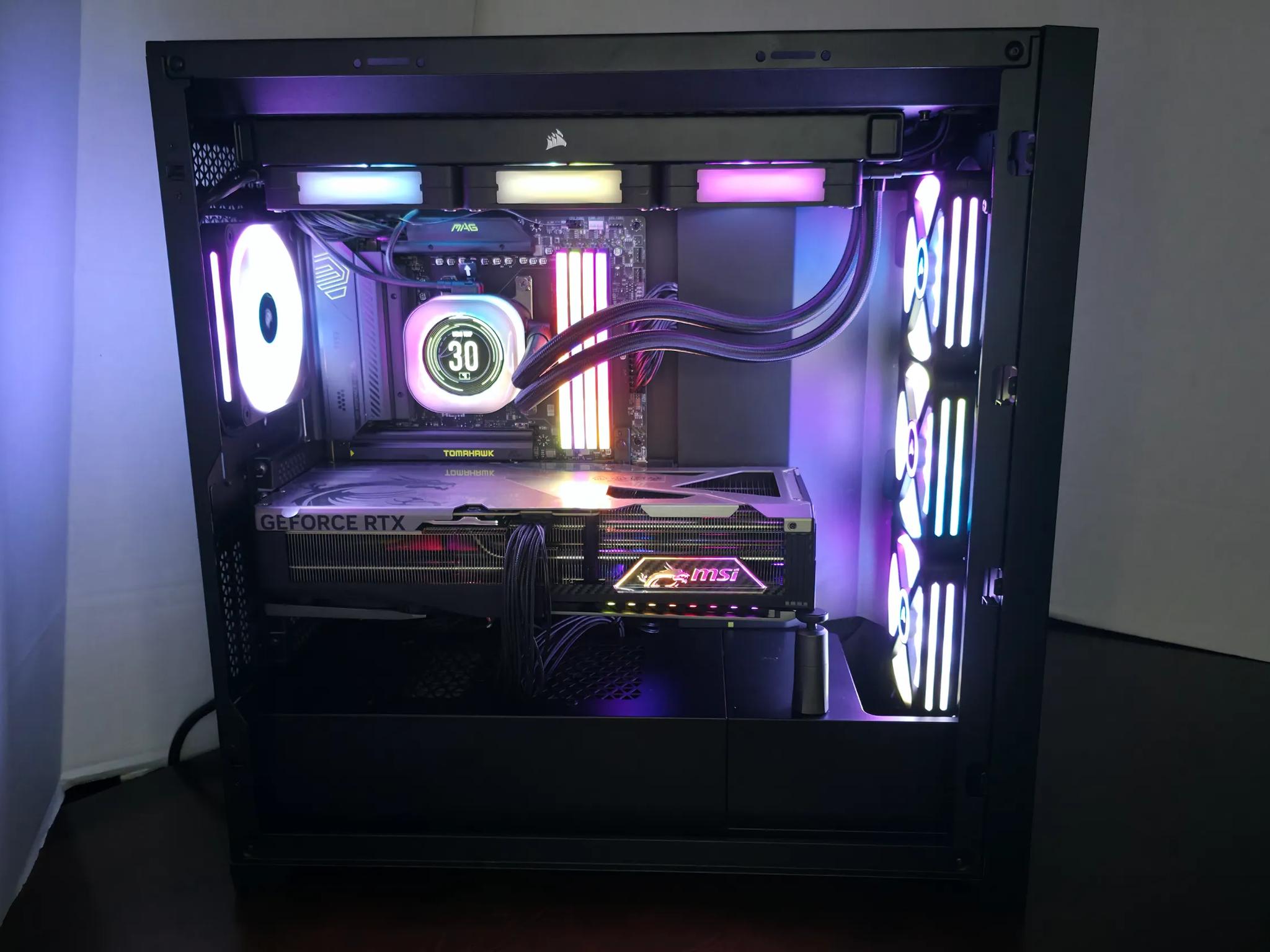 NEW Ultra High End Gaming PC 5090 & 9800X3D