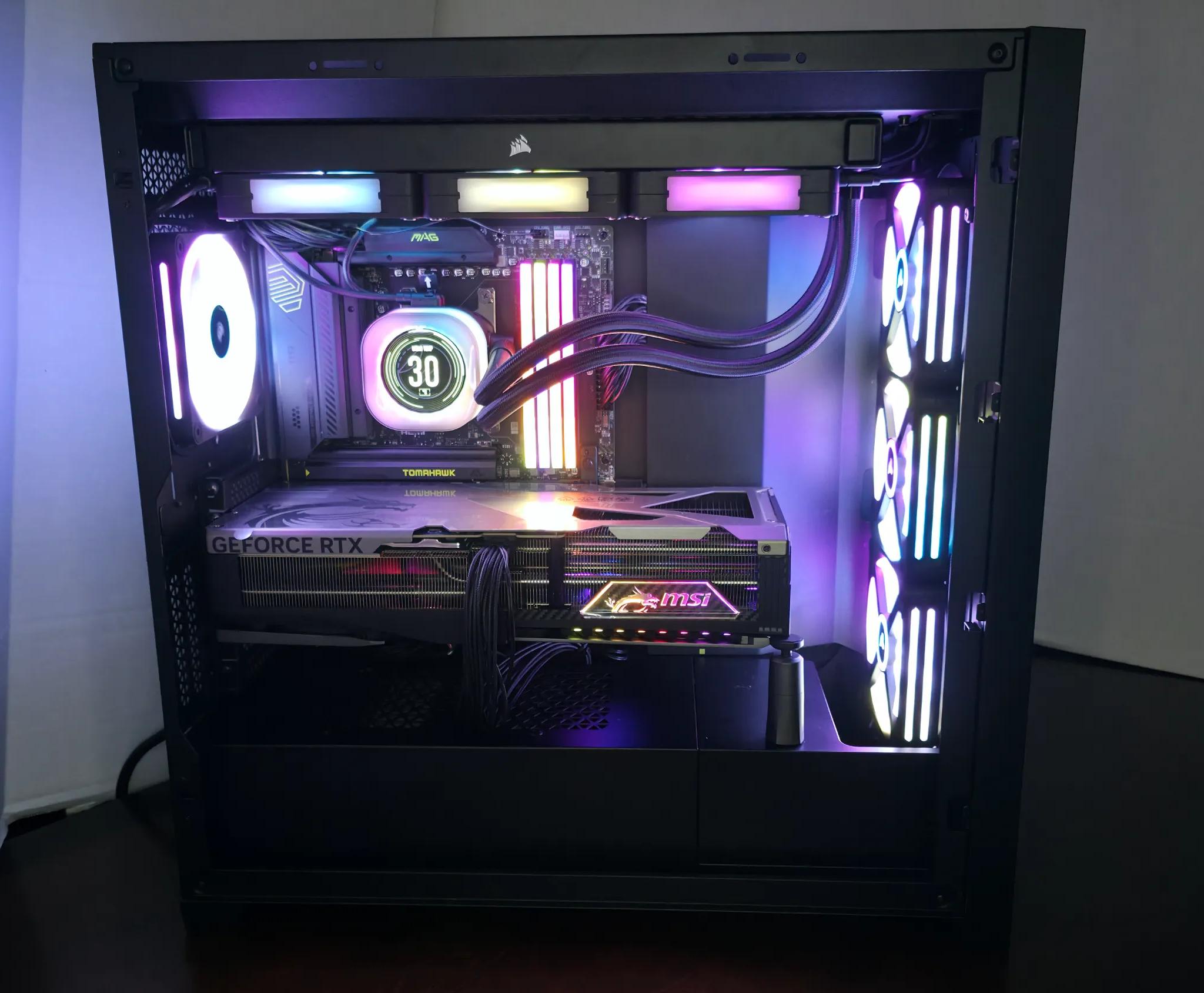 NEW Ultra High End Gaming PC 5090 & 9800X3D