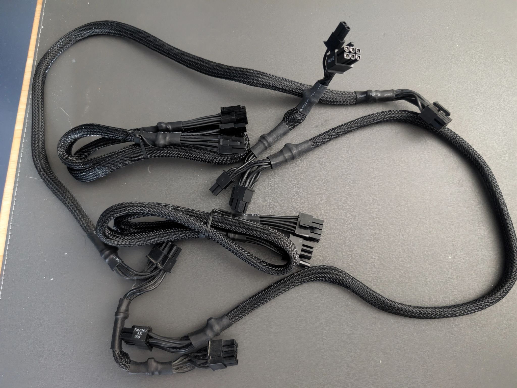 Used Corsair AX860i - Discount on a Platinum Power Supply