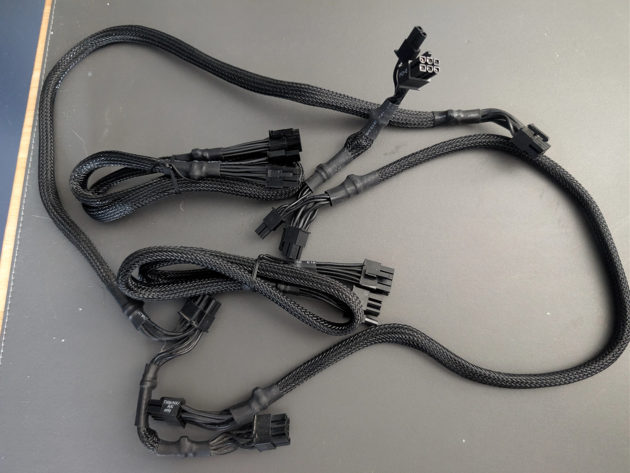 Used Corsair AX860i - Discount on a Platinum Power Supply