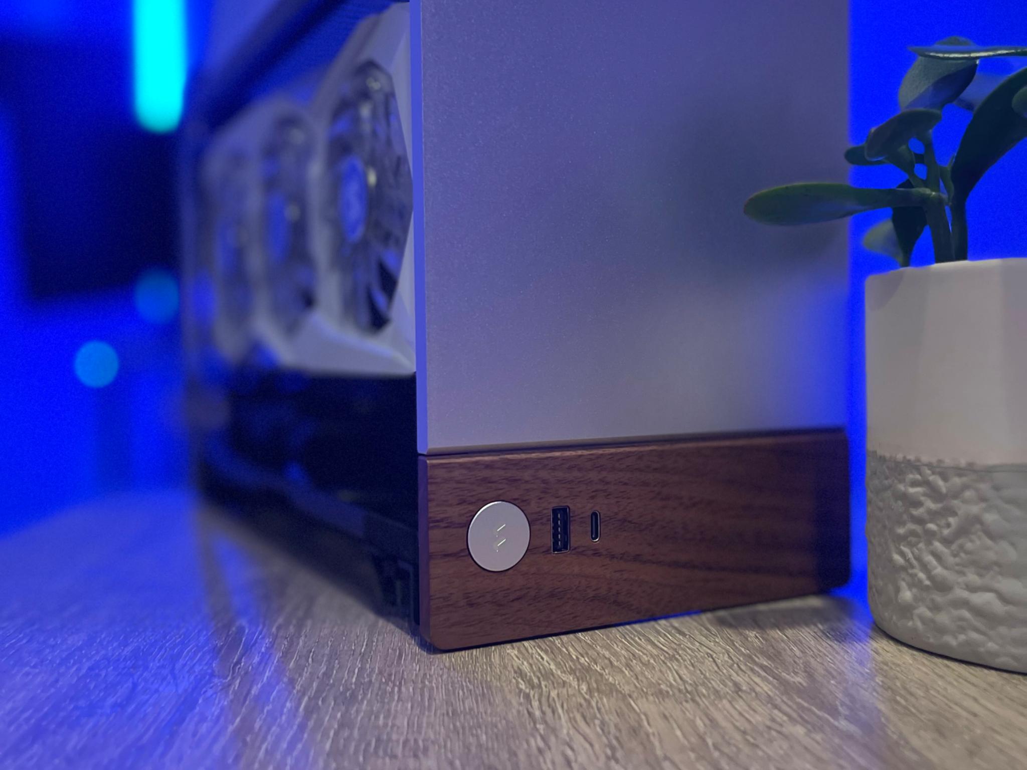 “Walnut Ice” Minimalist High End Pc! 7900 GRE + 7600x