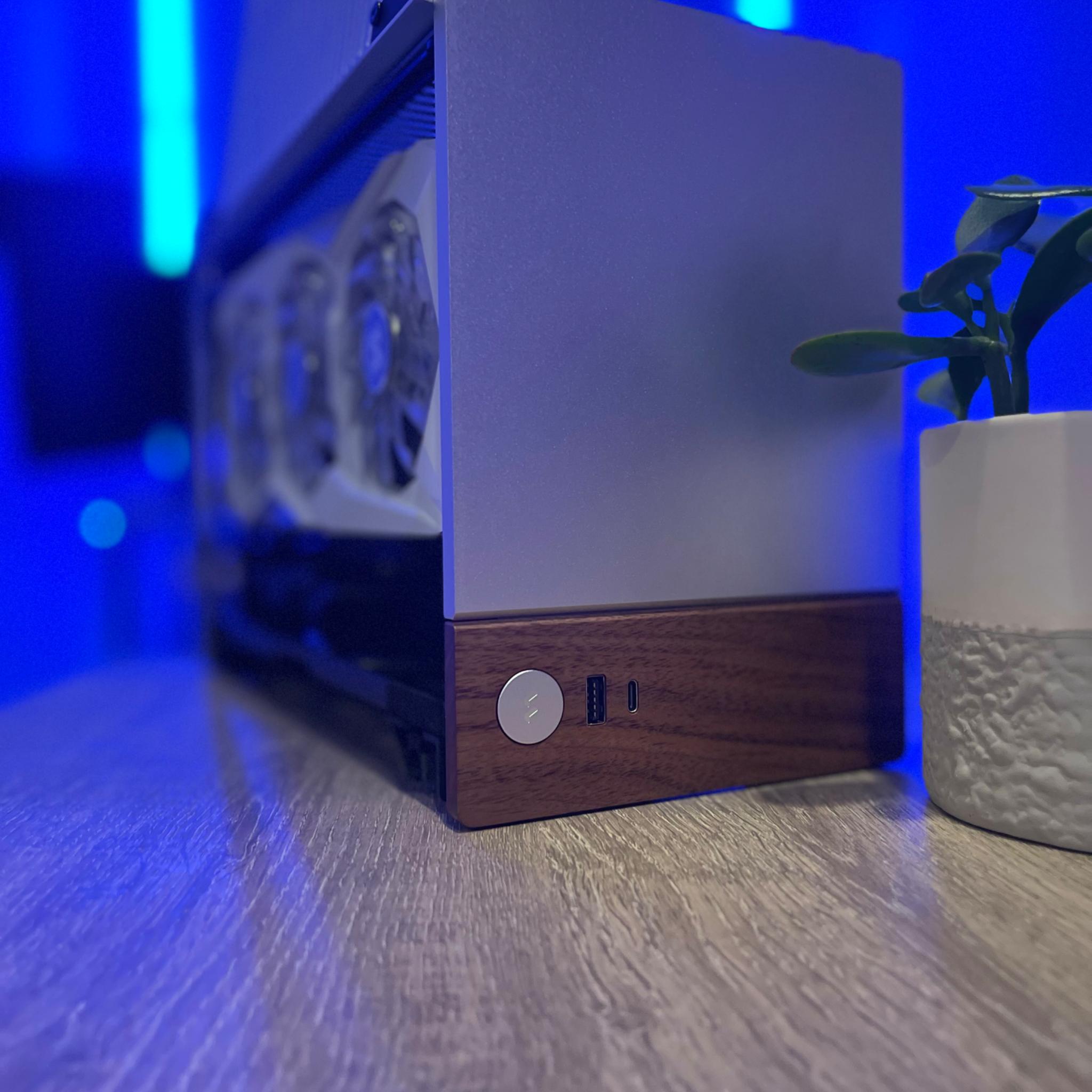 “Walnut Ice” Minimalist High End Pc! 7900 GRE + 7600x
