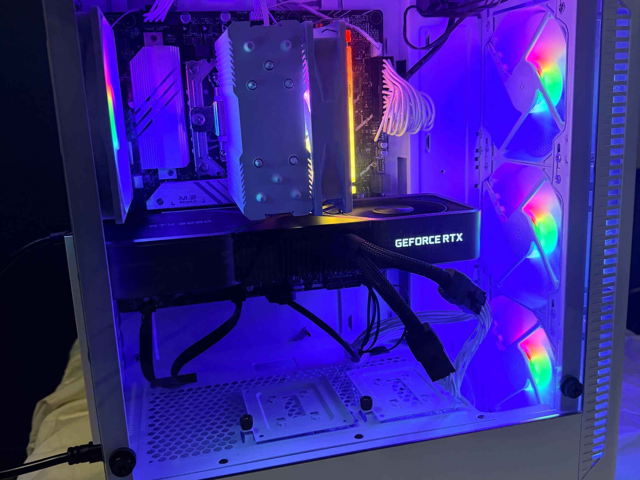 New Custom Gaming PC || RTX 3080 FE || i5-12600KF || 32GB DDR5 RAM || 2TB NVMe SSD || B760 + Wi-Fi
