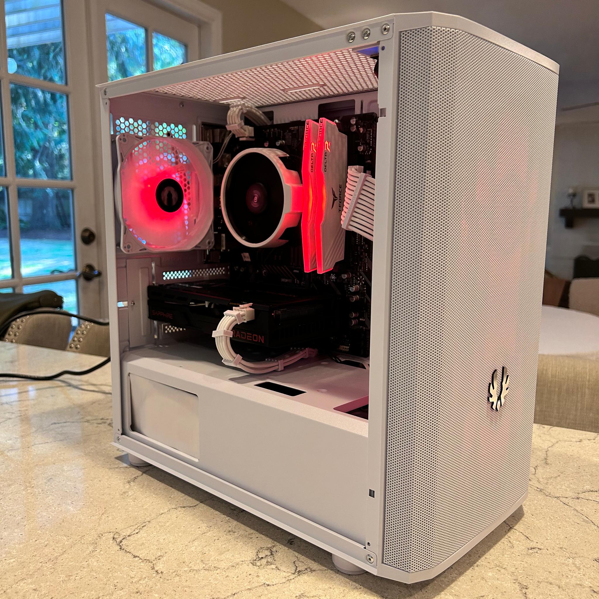 SUPER NOVA 🌌AMD RX 6600 🌌Ryzen 5 5600 🌌16 GB DDR4 🌌Wi-Fi 🌌1TB NVME 🌌