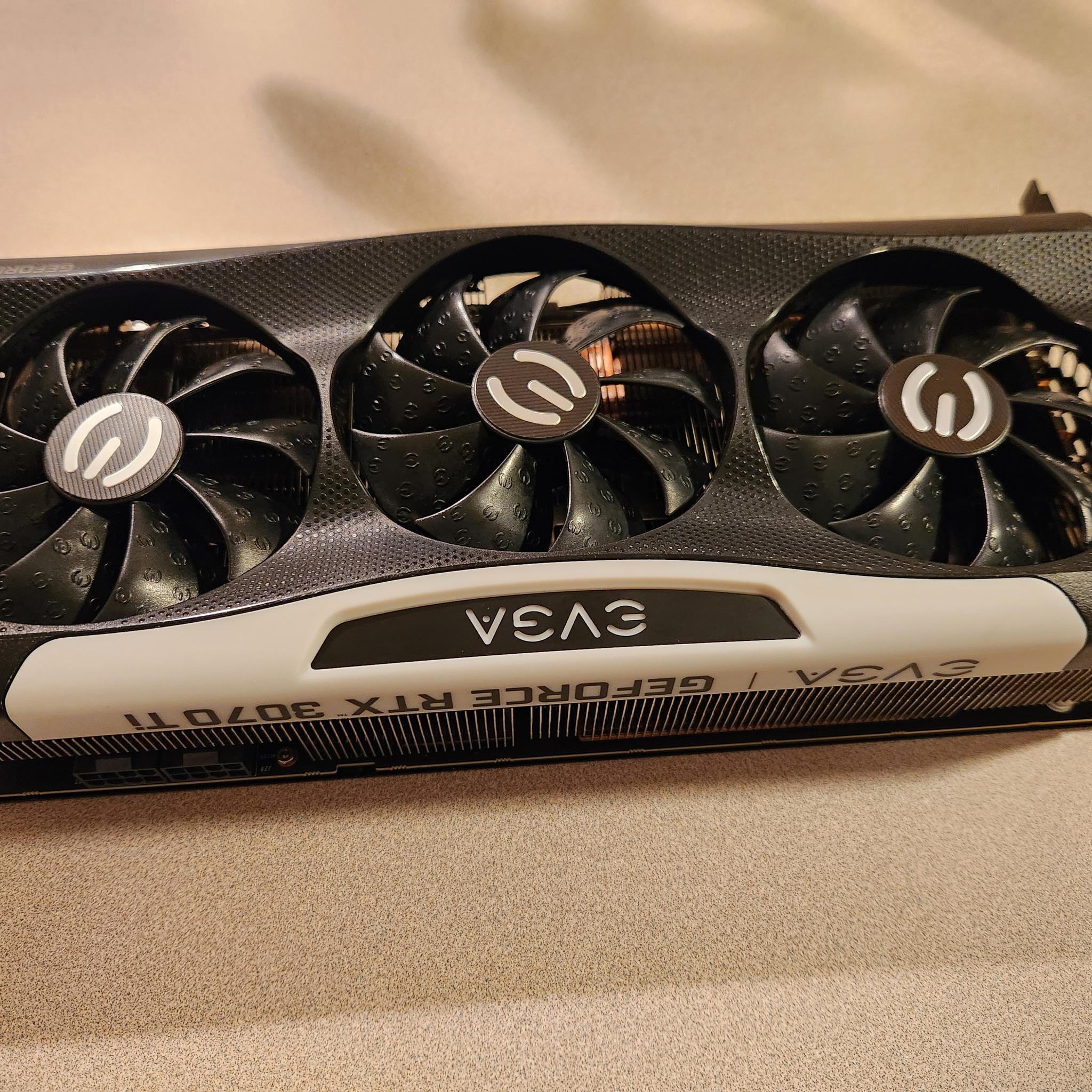 EVGA FTW3 ULTRA GAMING GeForce RTX 3070 Ti
