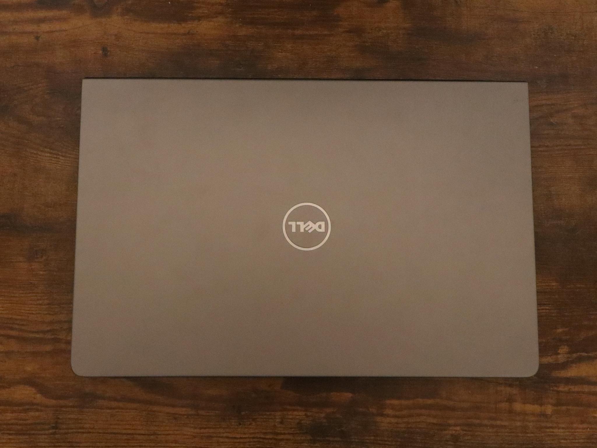 dell Vostro i5 7th gen 256 gb SSD 8gb ram webcam windows 10 activated