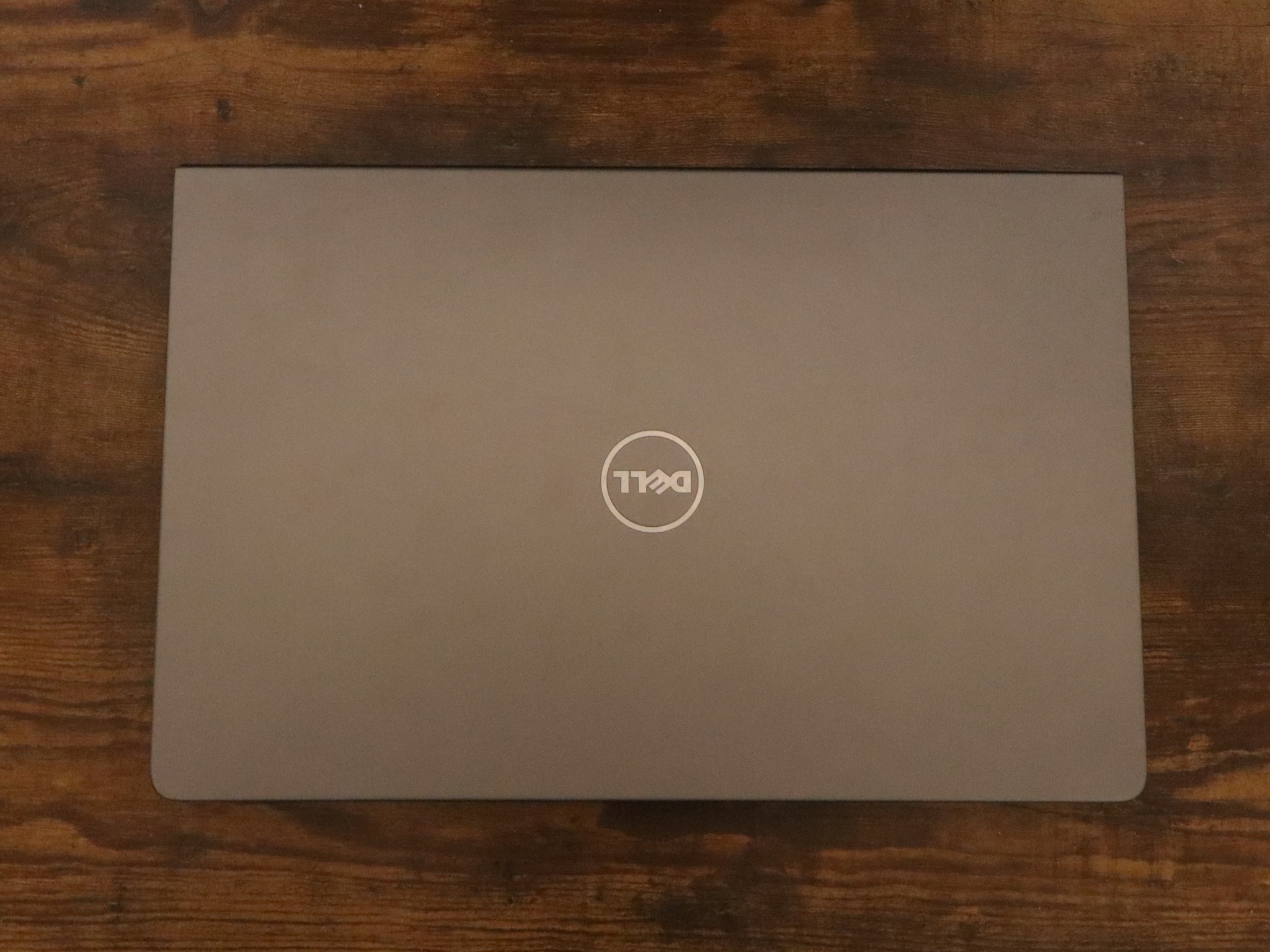 dell Vostro i5 7th gen 256 gb SSD 8gb ram webcam windows 10 activated
