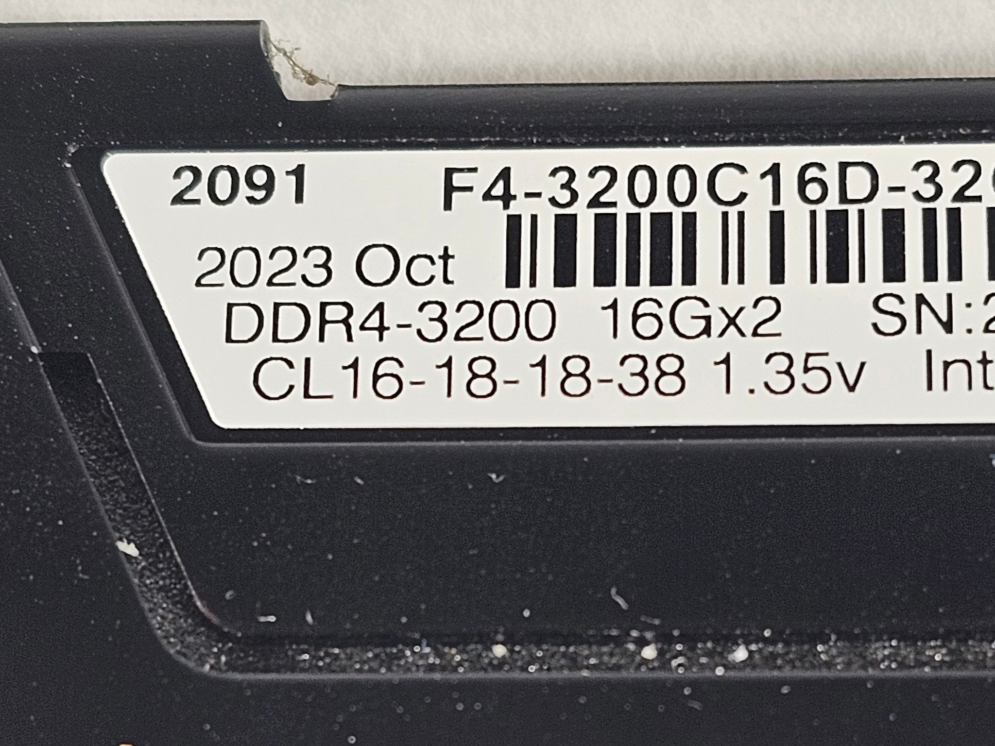 32GB DDR4 (2x16GB) CL16 3200MT/s G.Skill Ripjaws V Series