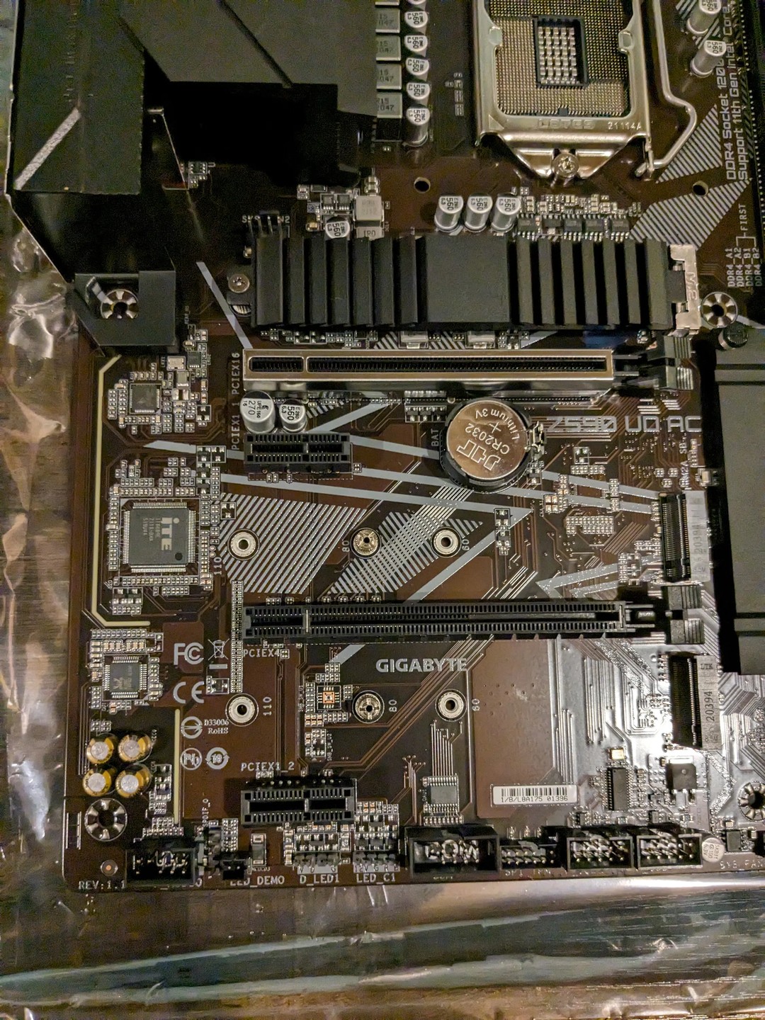 GIGABYTE Z590 UD AC WiFi LGA 1200 Motherboard | Jawa
