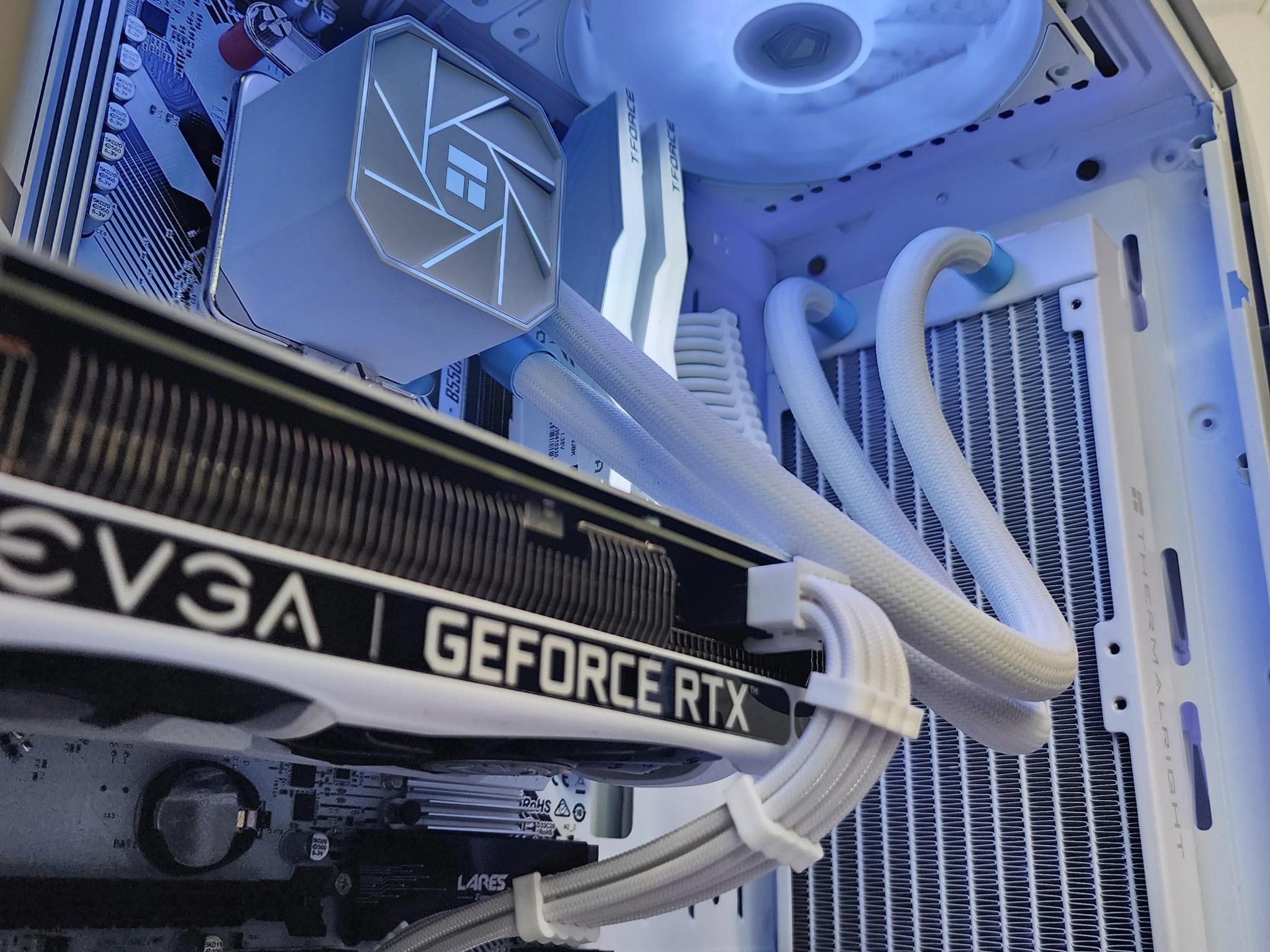 🤍🤍RTX 3060Ti // Ryzen 5 5600G // 32GB 3600MHz // 1TB M.2 NVMe