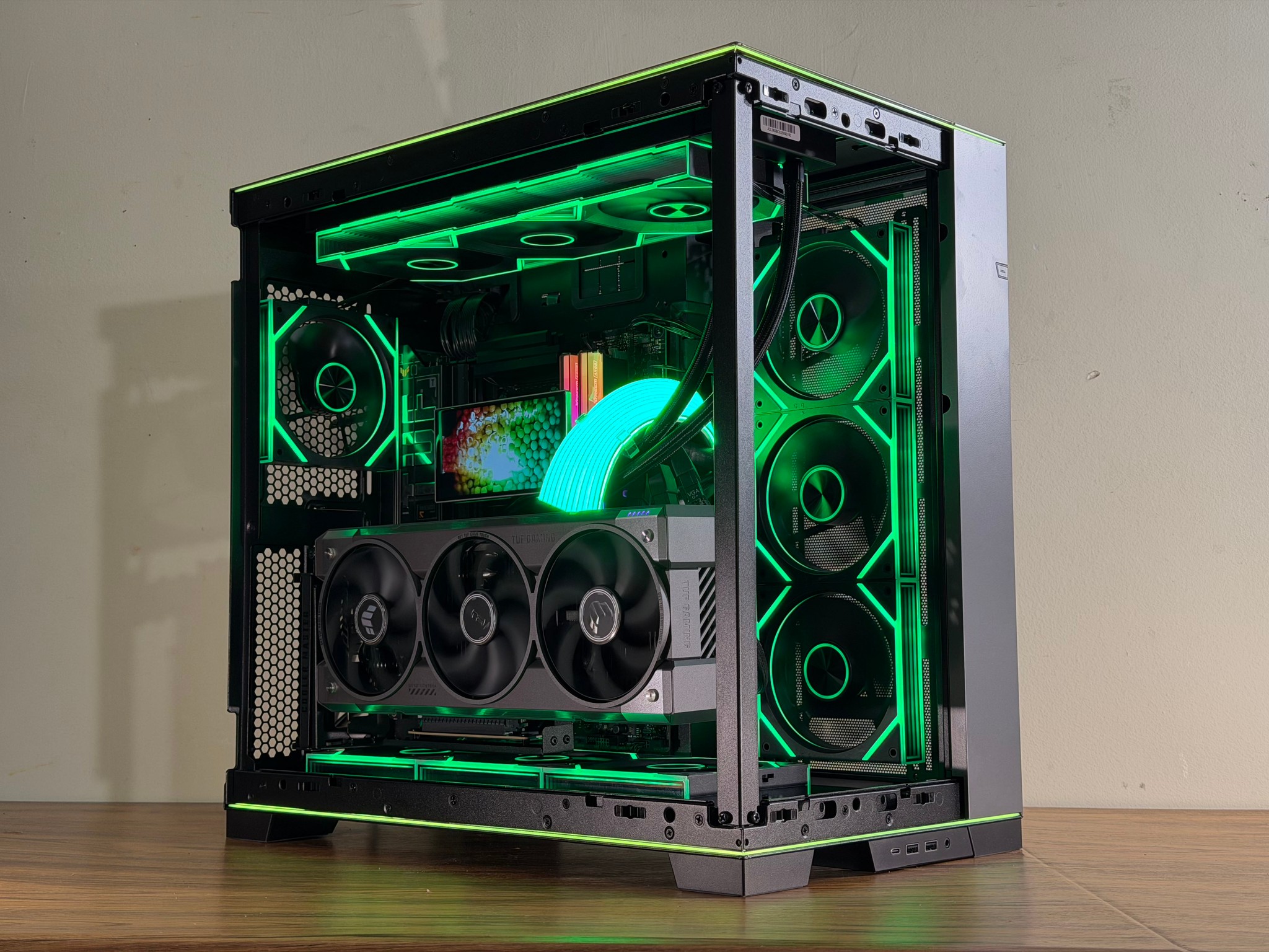 👑  9950X3D | RTX 5080 | 32GB DDR5| 2TB NVME SSD| 1000w PSU | APEX MIRRORSTORM SHOWCASE 👑