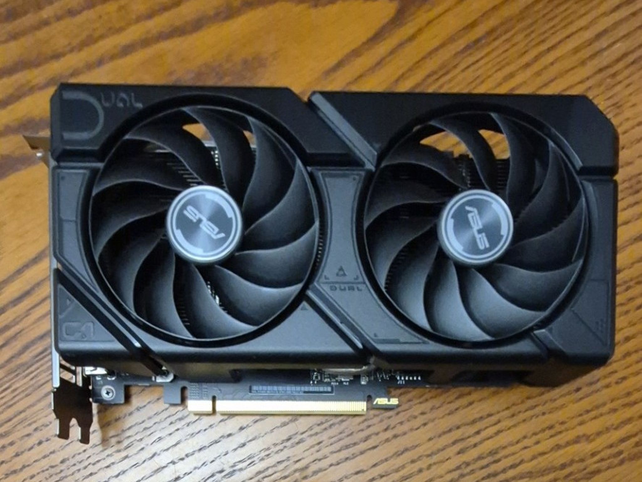 Pre-Owned ASUS Dual GeForce RTX 4060 V2 OC Edition GDDR6 Graphics Card DUALRTX4060O8GV2