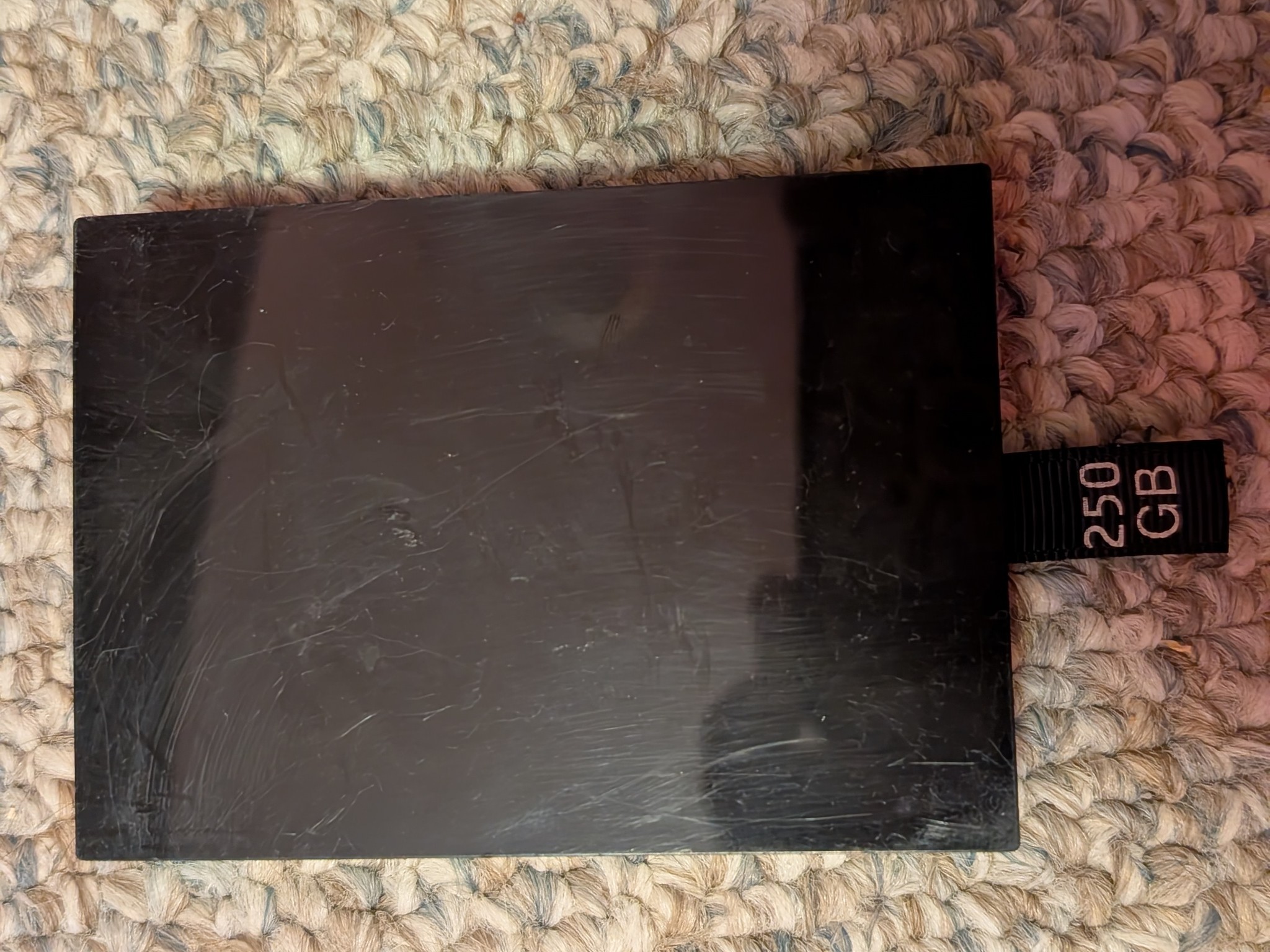 Xbox 360 Slim (w/ 250GB HDD)