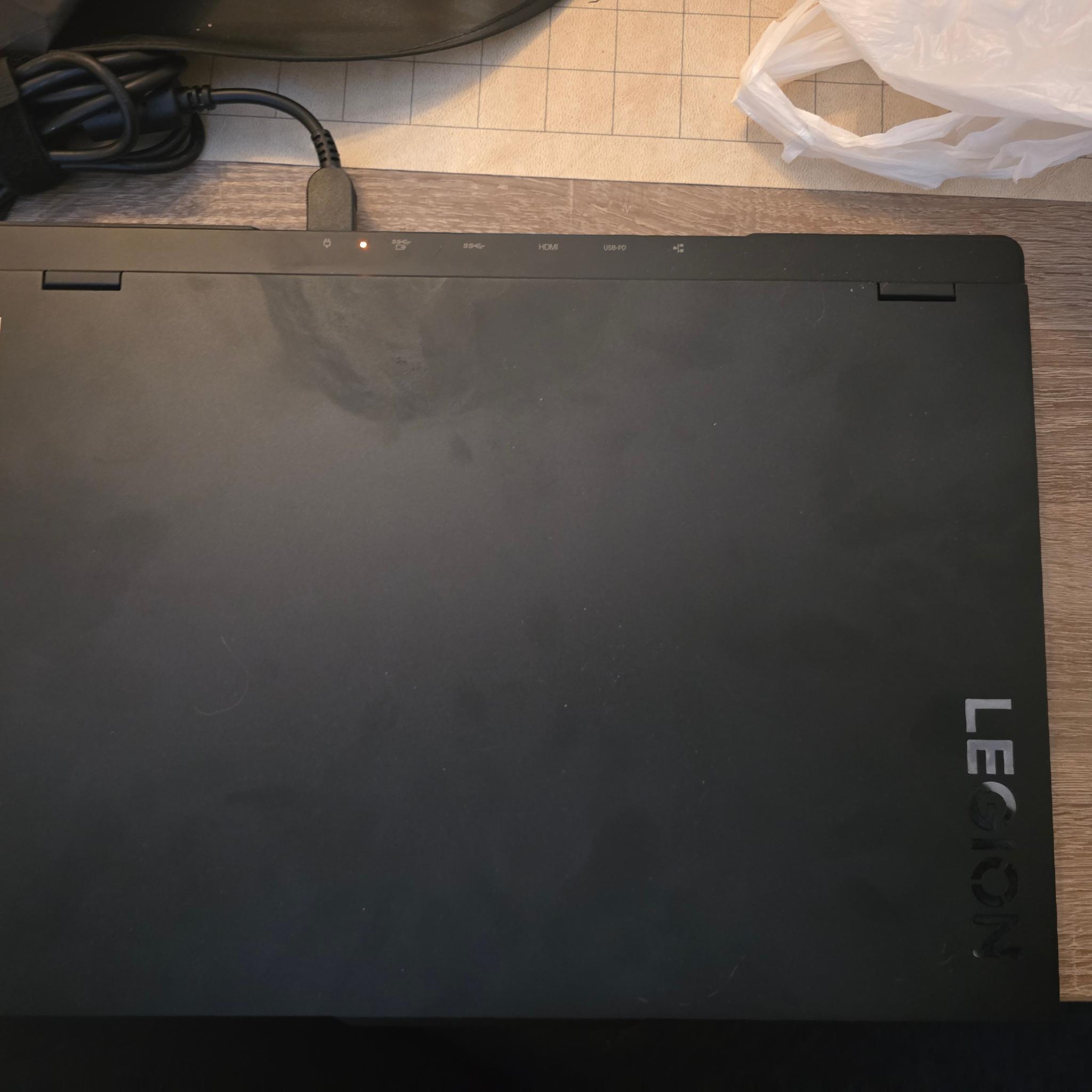 Lenovo Legion Pro 7 16IRX9H 16" Gaming Laptop - Intel i9 14900HX + 4080 GPU
