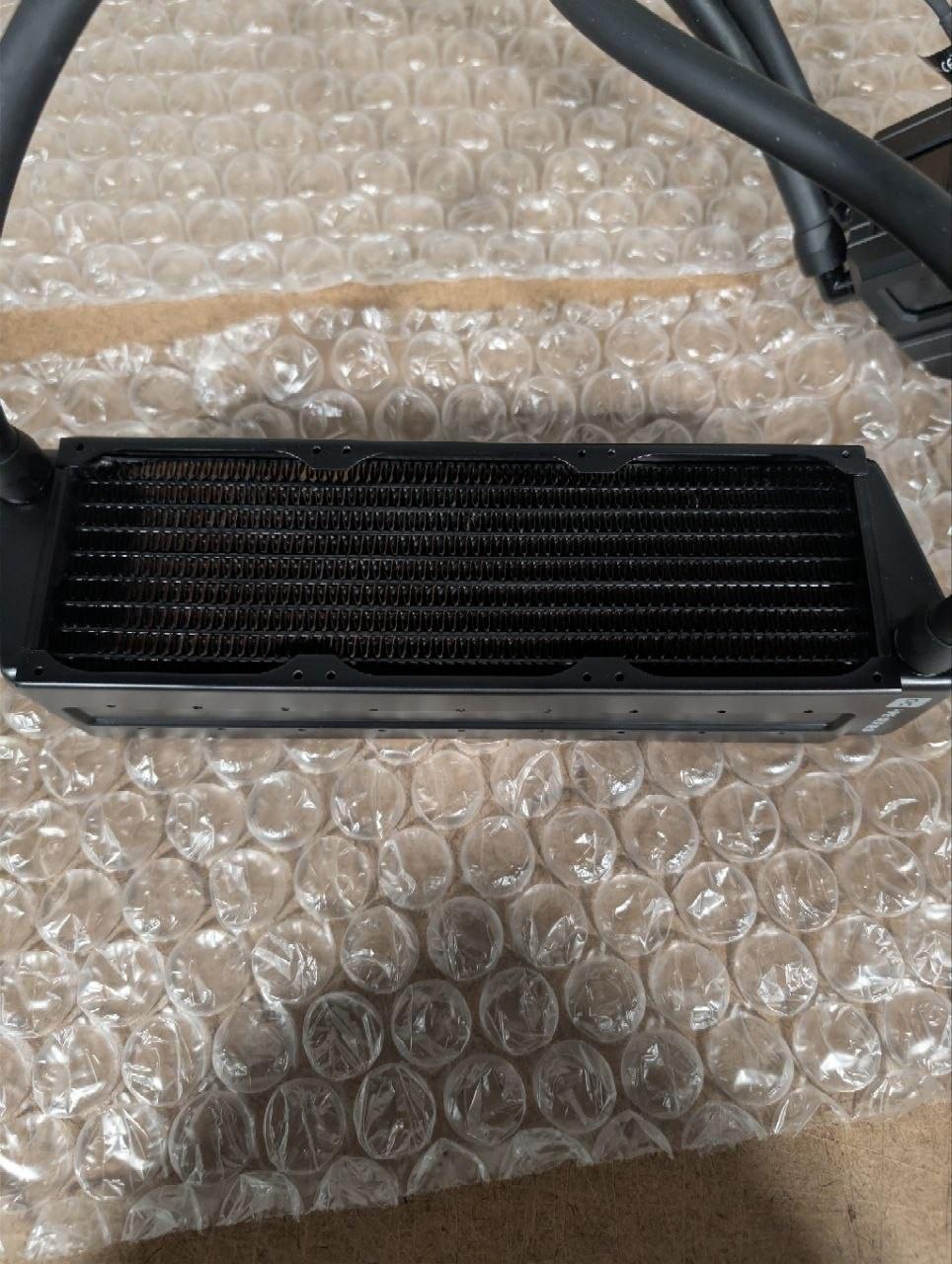 Alphacool Eisbaer Pro ES 80mm Triple HPE + 3x ES PWM Fans - (11972)