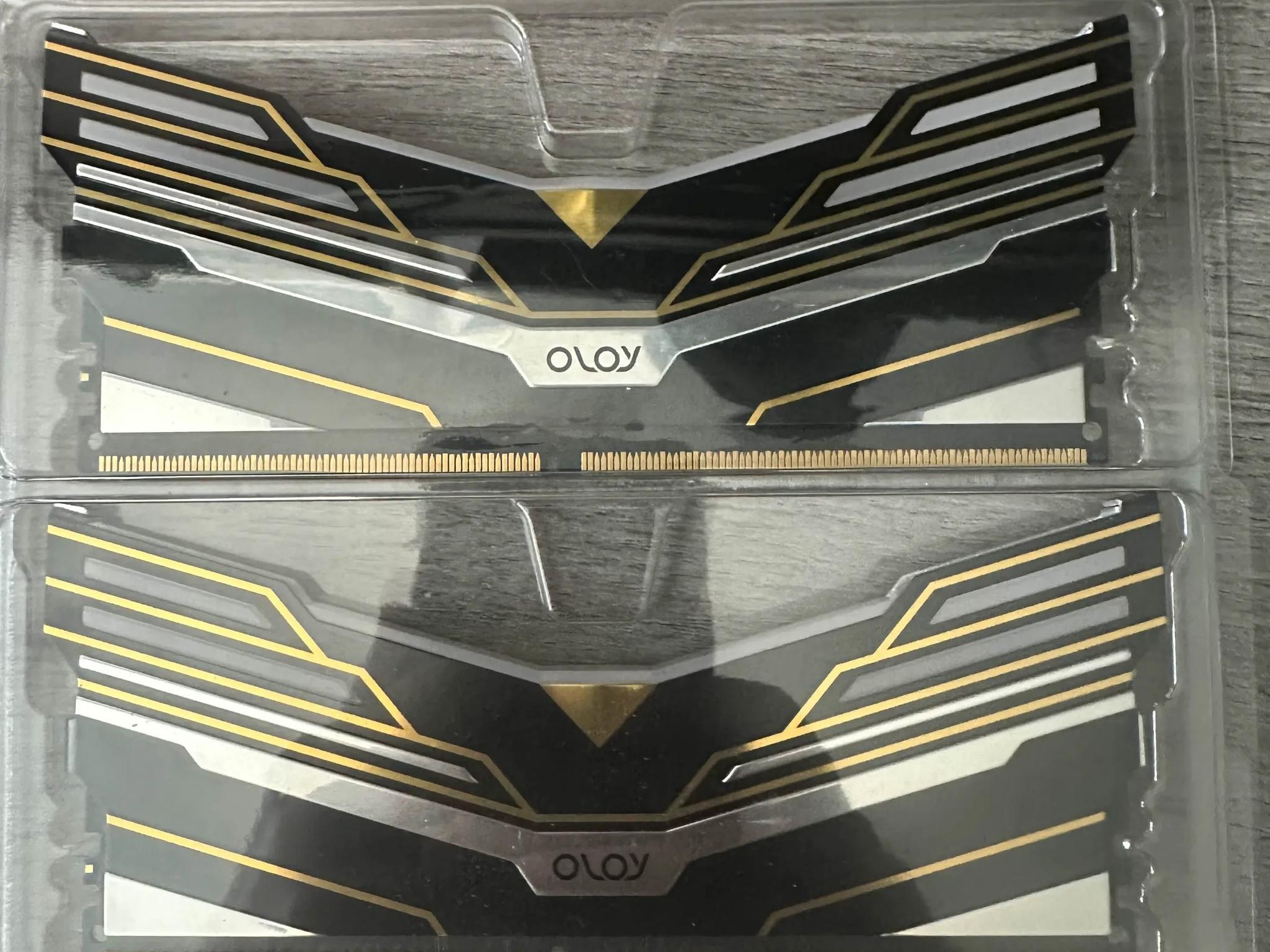 OLOY warhawk 2x8 3200mhz CL16 RAM OPEN BOX