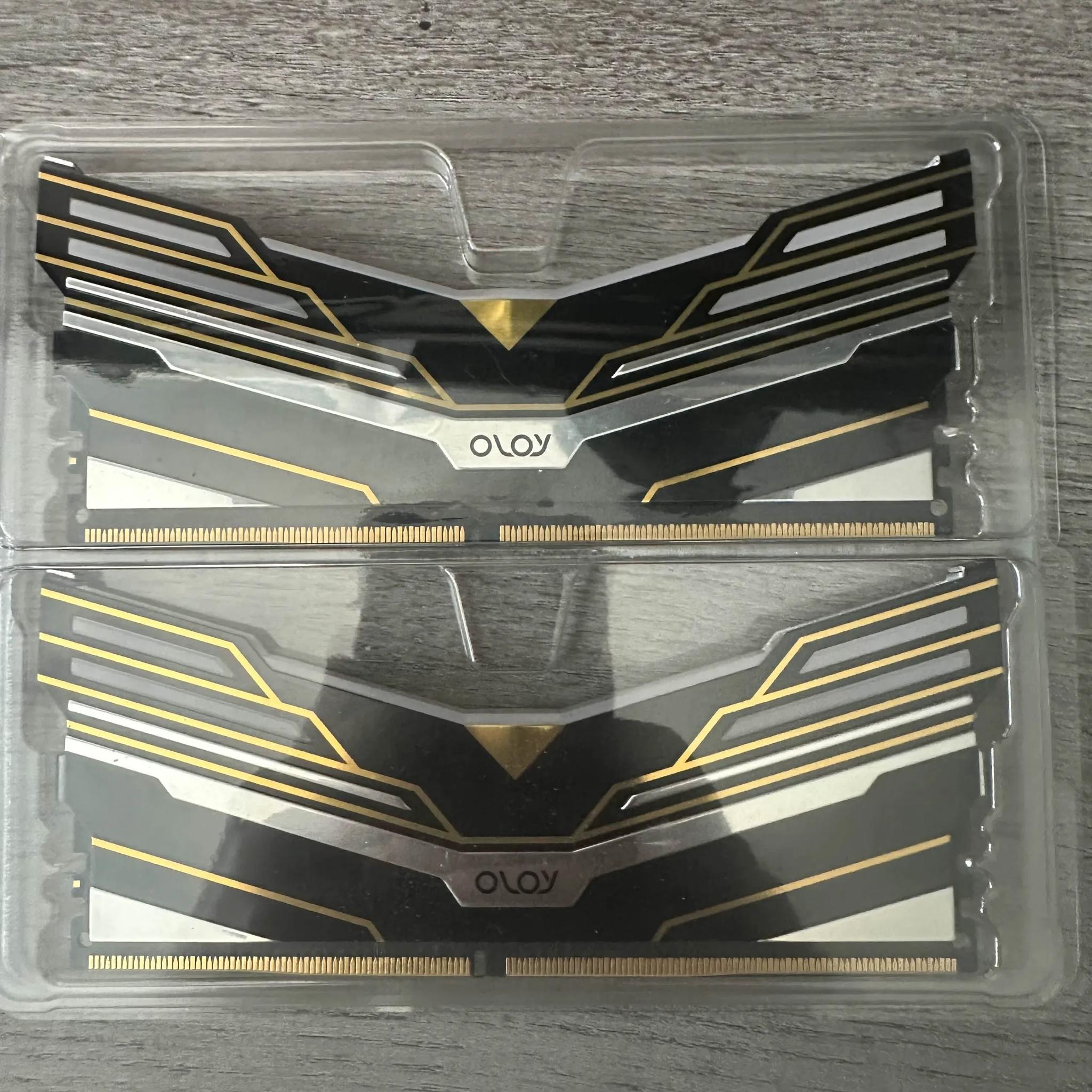 OLOY warhawk 2x8 3200mhz CL16 RAM OPEN BOX