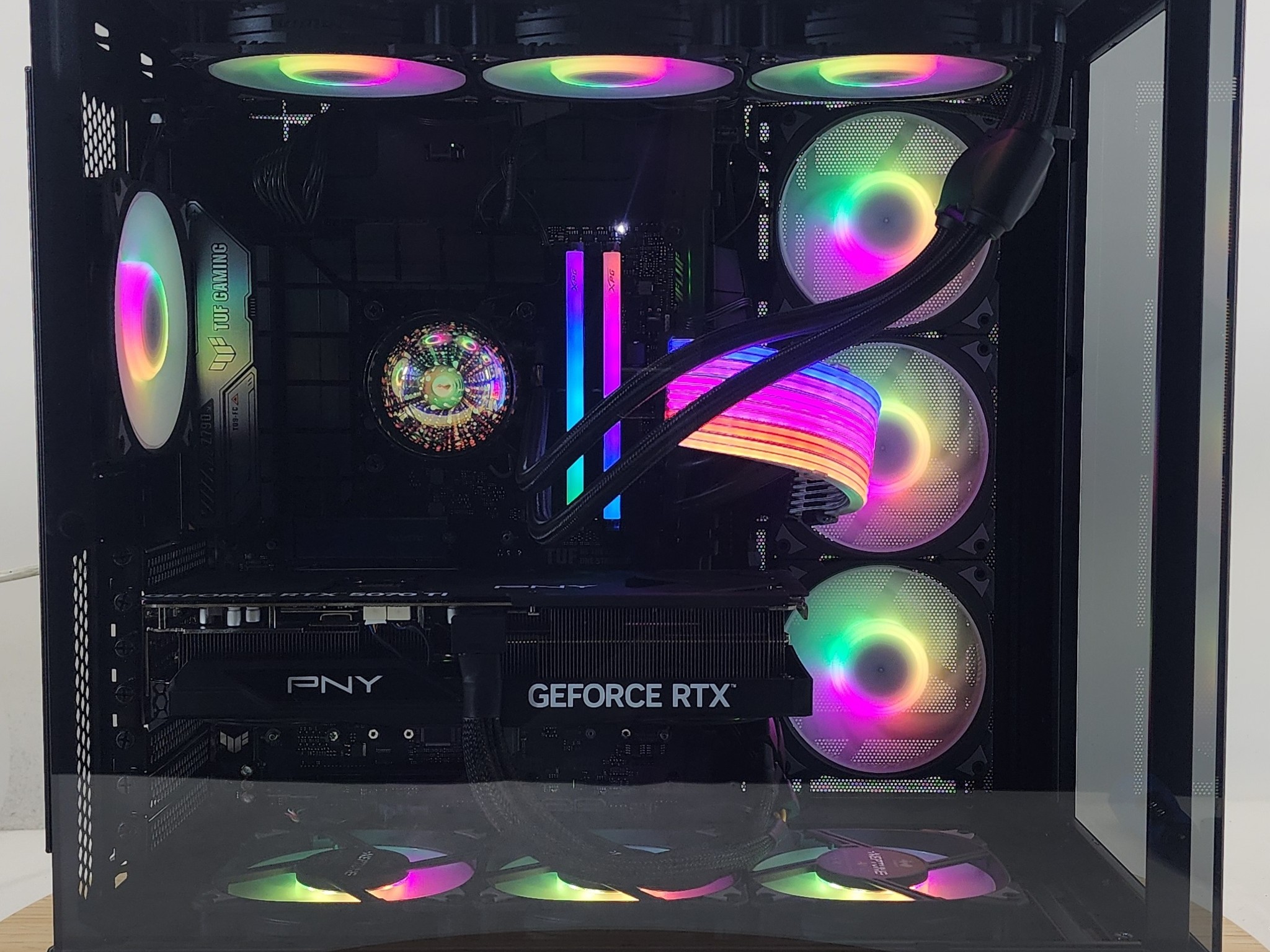 Gaming PC i7-14700KF 32GB RAM 2TB SSD RTX 5070 Ti 16GB Windows 11 Computer