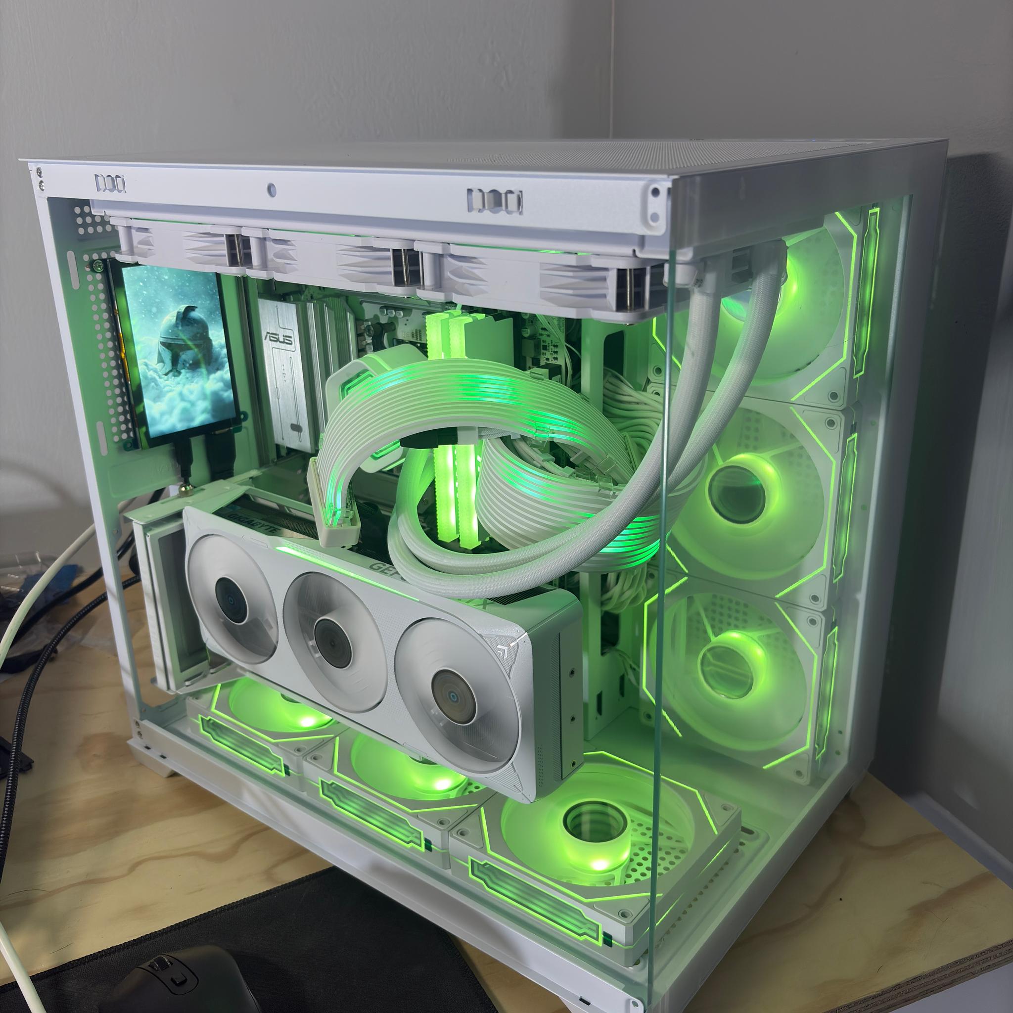 Prime Series High End Gaming PC / RTX 5070 + 9600X / NVMe SSD / Ready to Play!