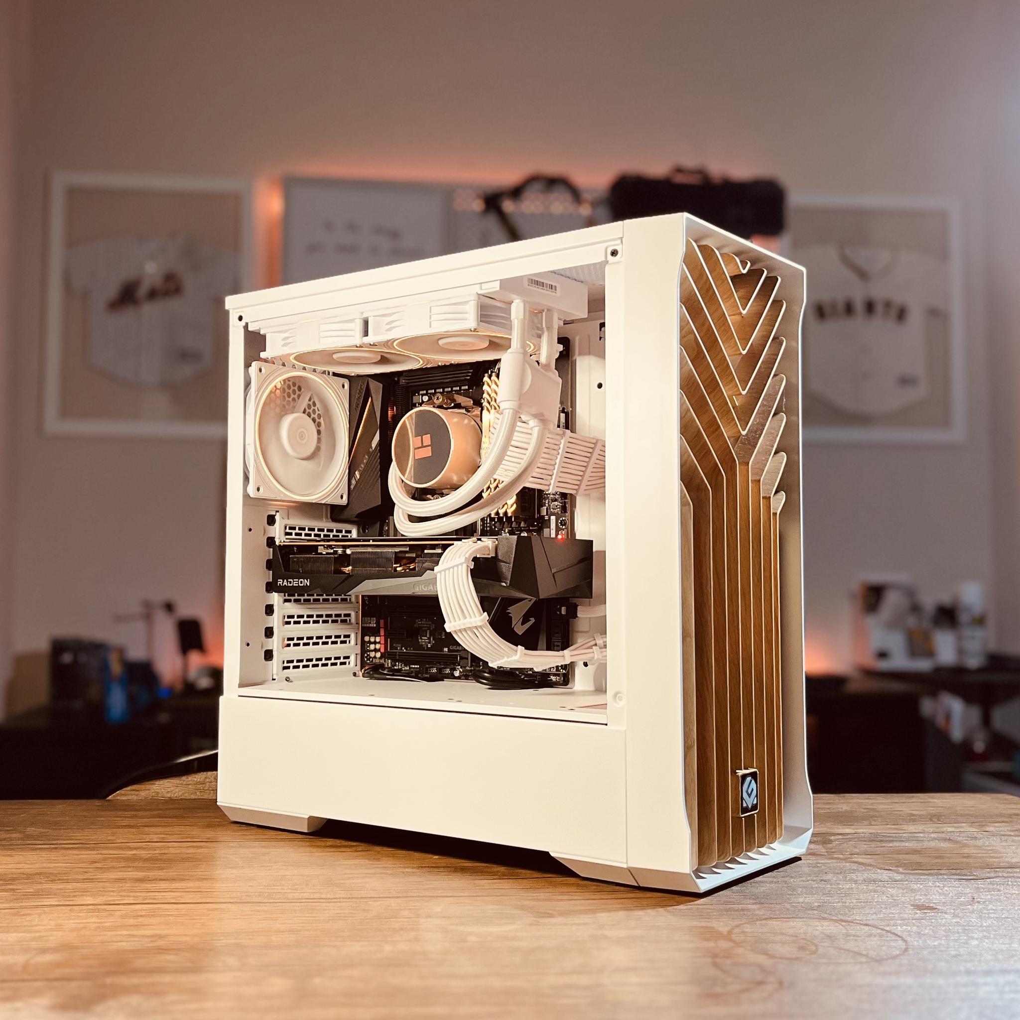 White Gaming PC (RYZEN 5 5600 +RX 6750xt)