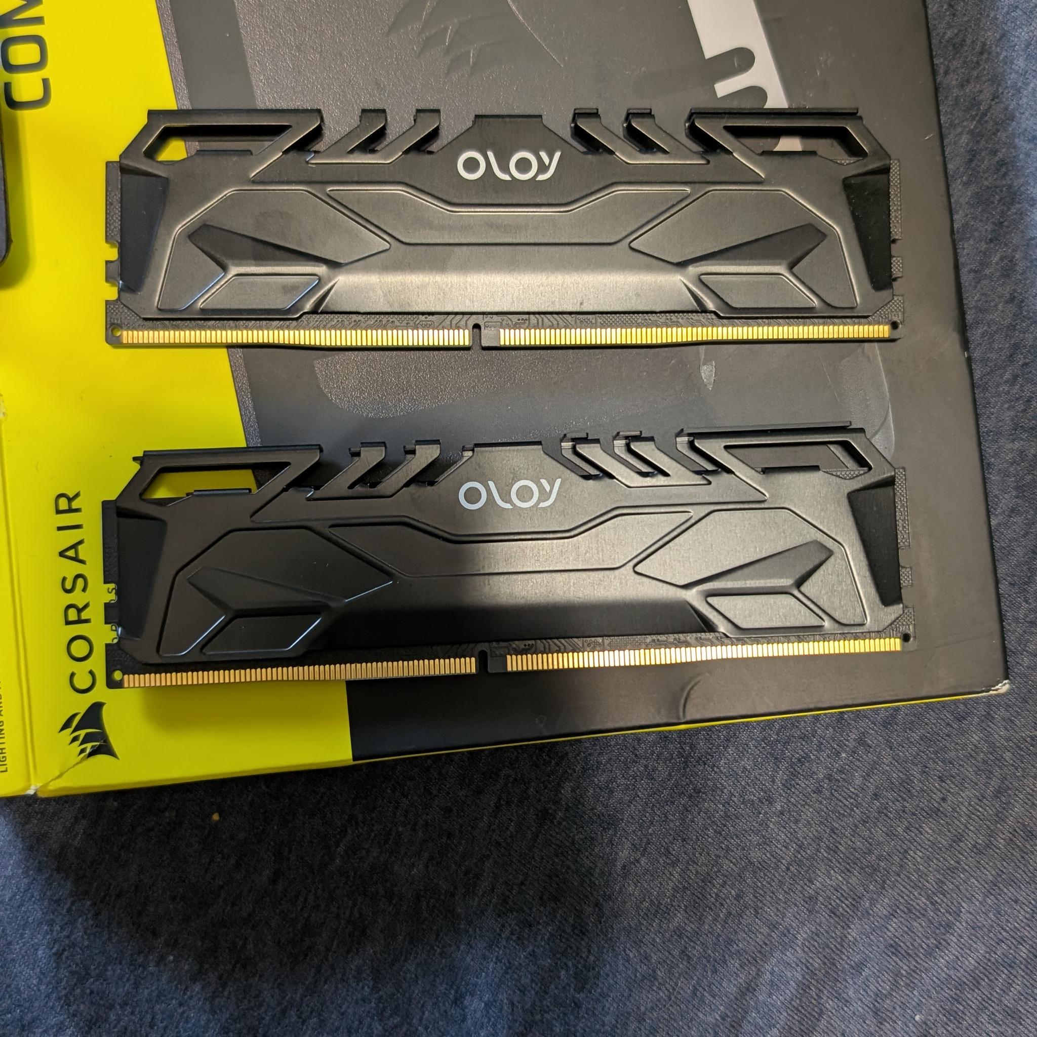 Oloy 16gb ddr4 ram (2x8)