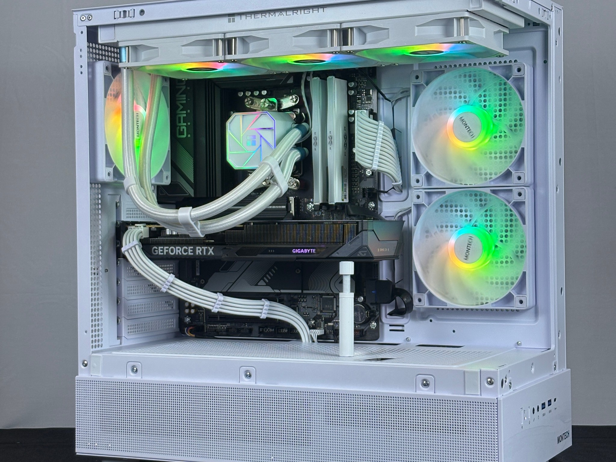 🤍 White RTX 5060 + Ryzen 5 PC | 32GB DDR5 | Full ARGB Control | WiFi + BT