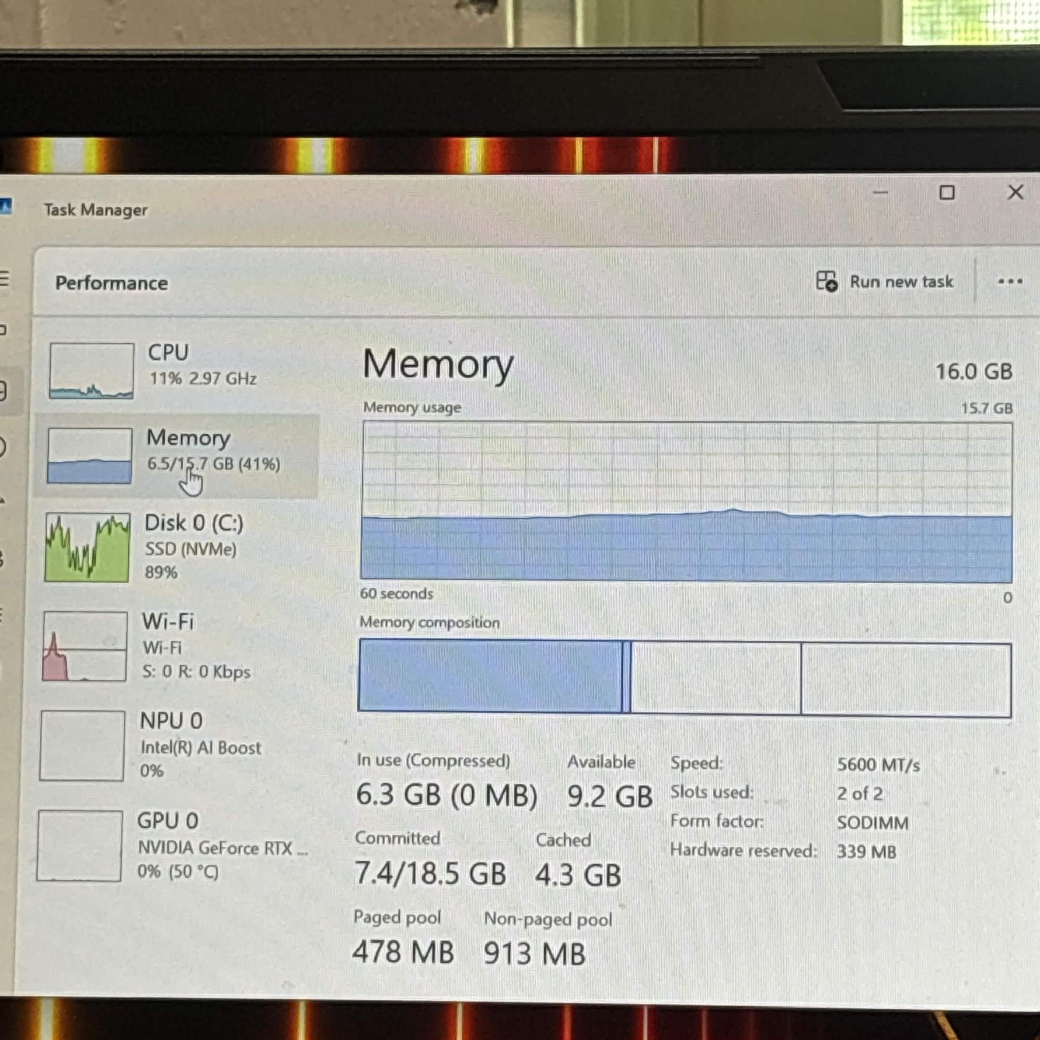 MSI Vector 16 HX AI Ultra 7 RTX 5070 Ti 16GB 2K 240Hz (NM)