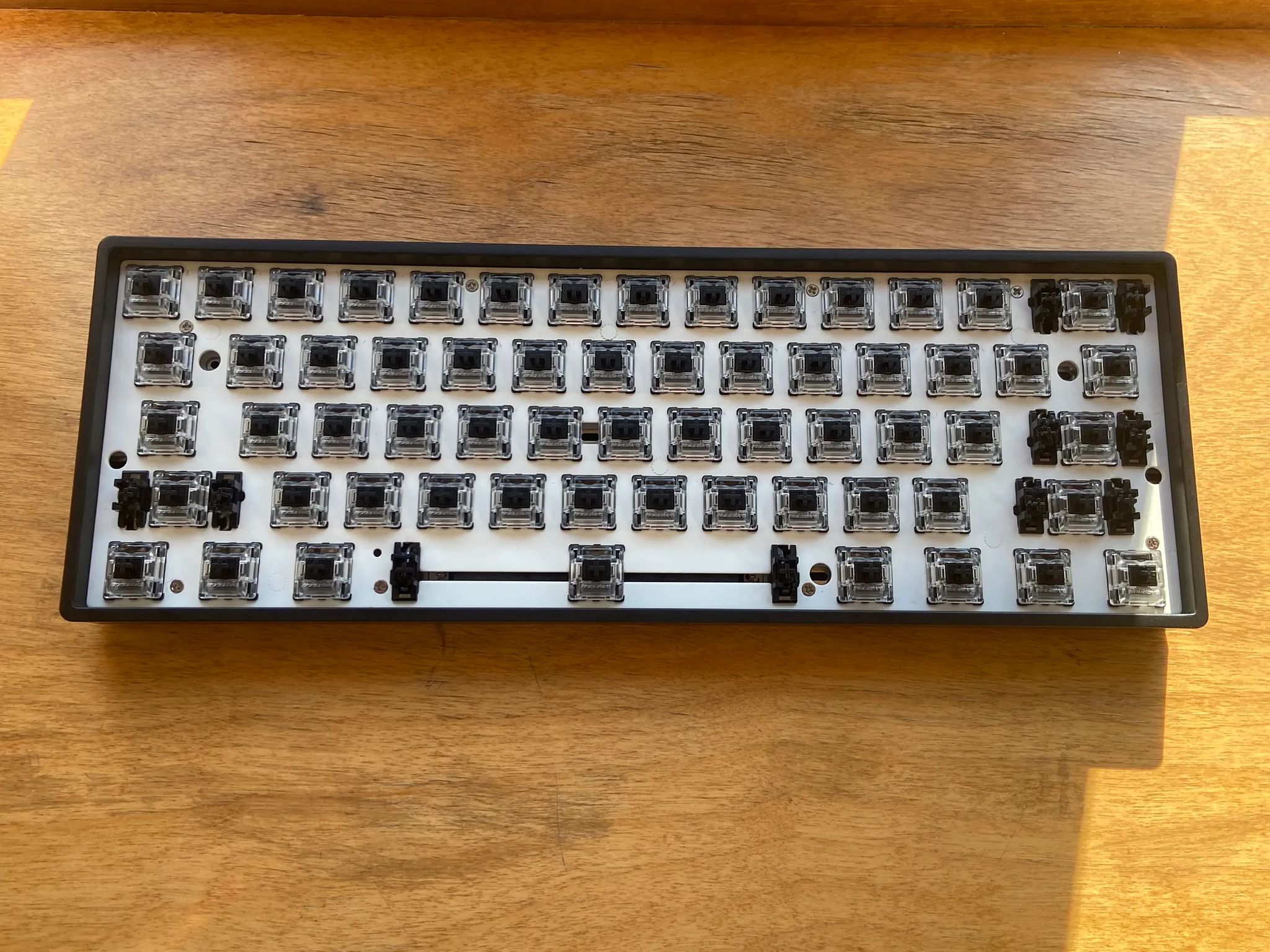 CHEAP!!! (Modded Stabilizers) Epomaker Sk61 Mechanical Keyboard (soothing black switches) 