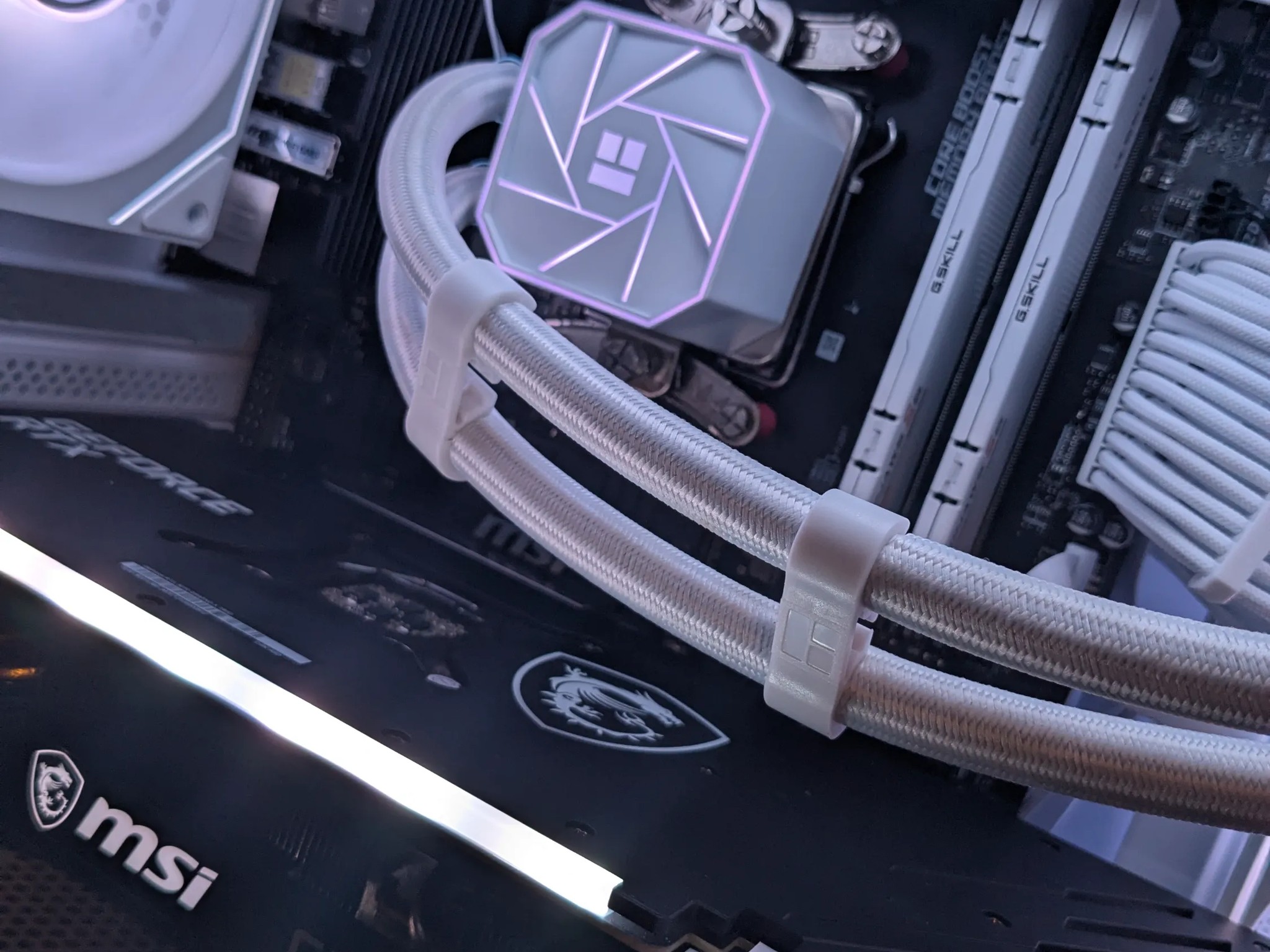 🔥RTX 3070, Ryzen 5 7500f, 32 GB DDR5 RAM, 1 TB Storage