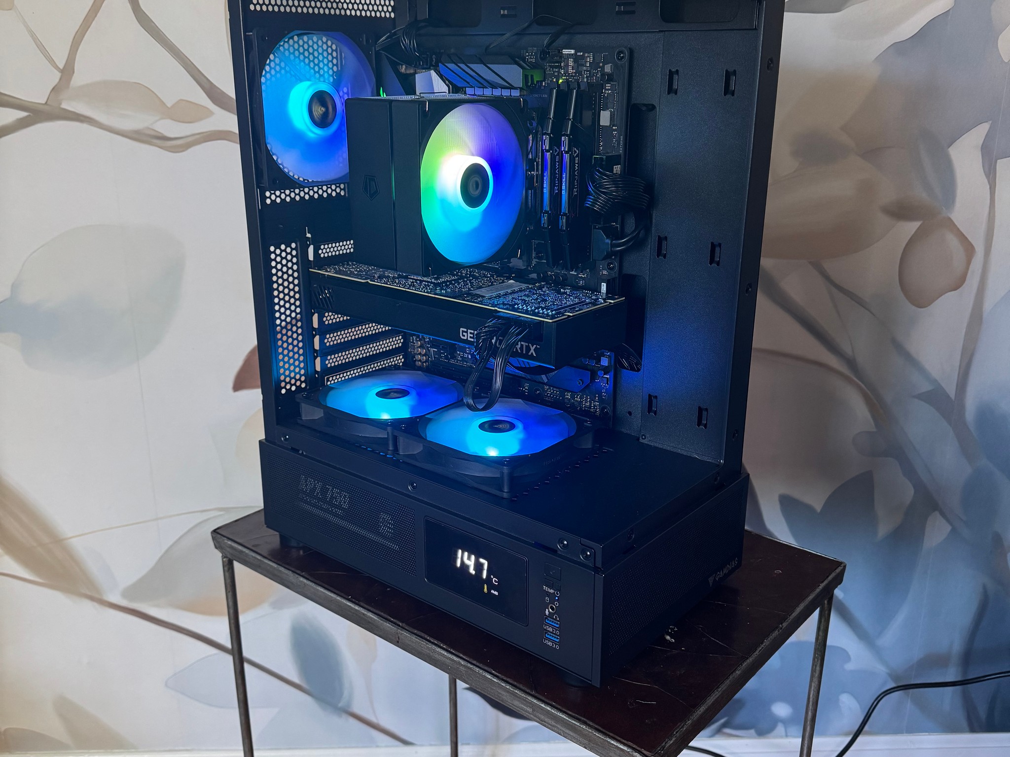 1440p Ultra Gaming Rig - RTX 2080 Ti (11GB) / Ryzen 5600X / 32GB RAM / 2TB SSD