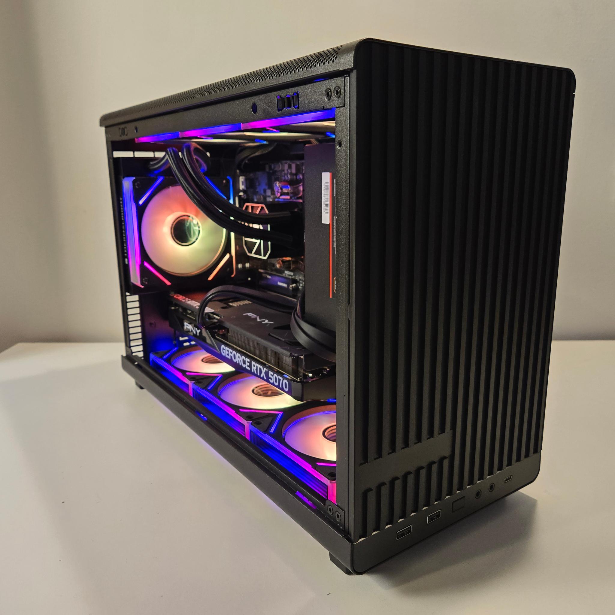 RTX 5070 | Ryzen 5 9600X | 32gb DDR5 | 1tb NVME 🖤
