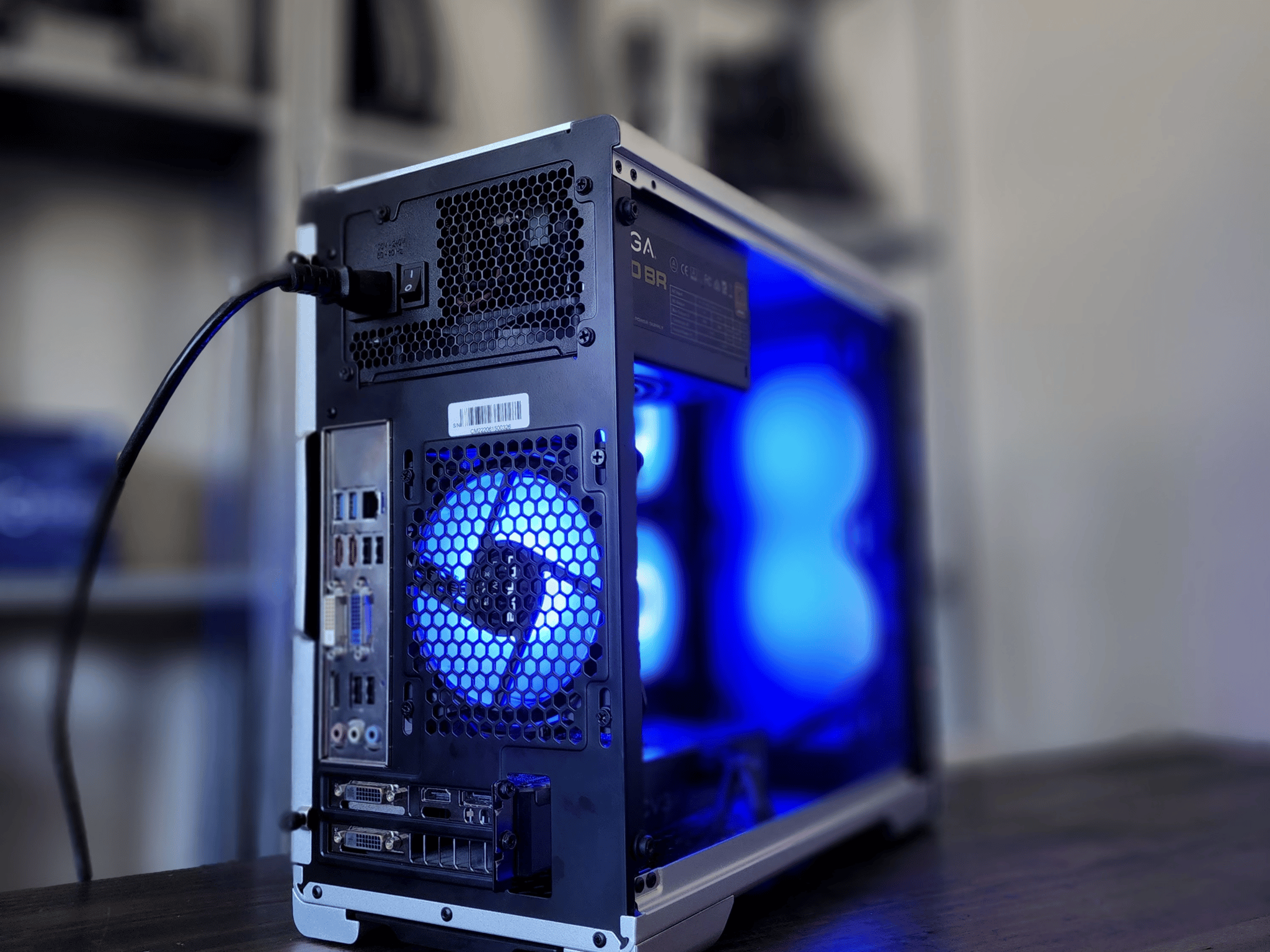 Intel Core i7 2600 // EVGA GeForce GTX 660 Ti // 16GB 1600MHz