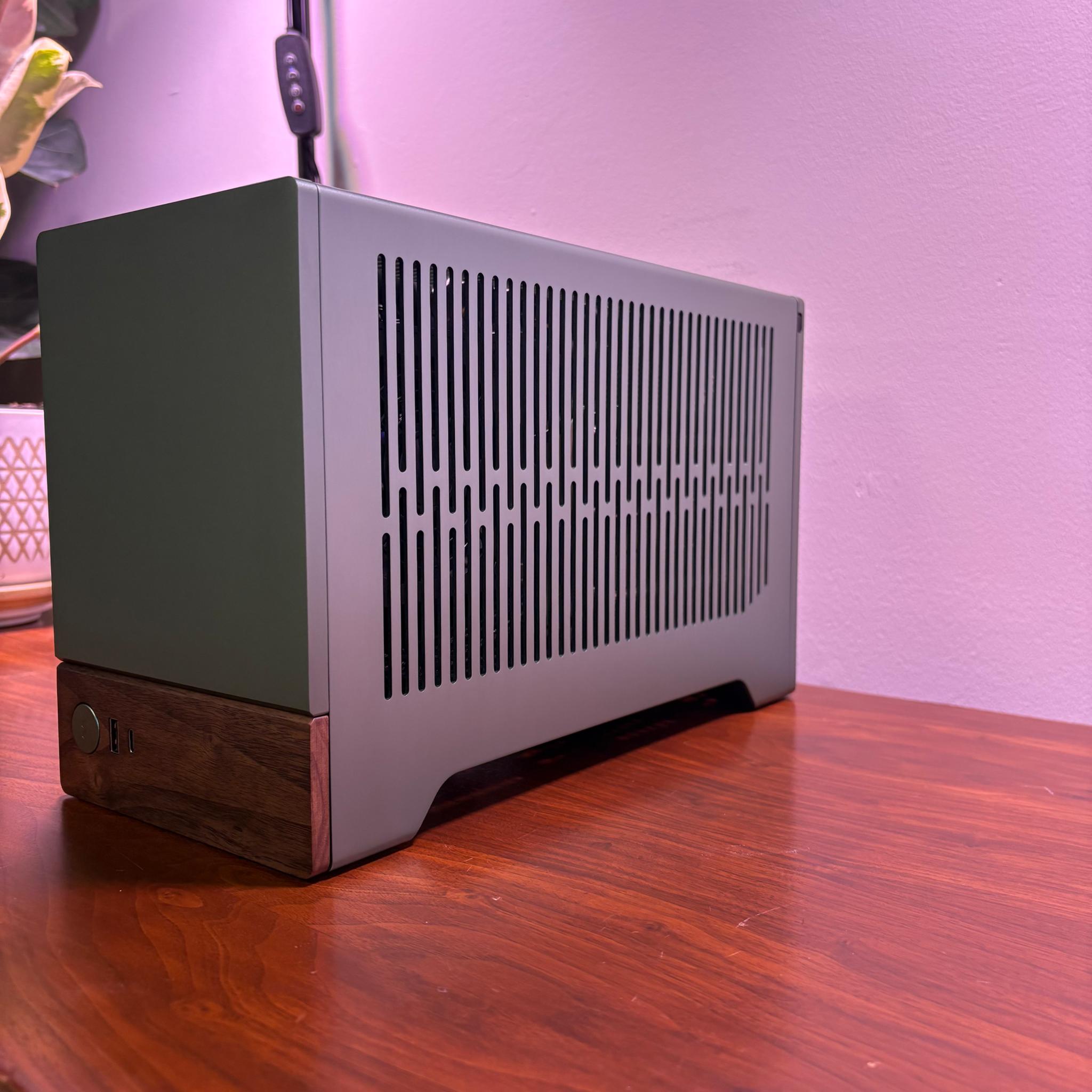 RTX 5070 | Ryzen 5 9600X | 32GB DDR5 | 1 TB SSD | 850W PSU | Noctua Cooler | Terra ITX