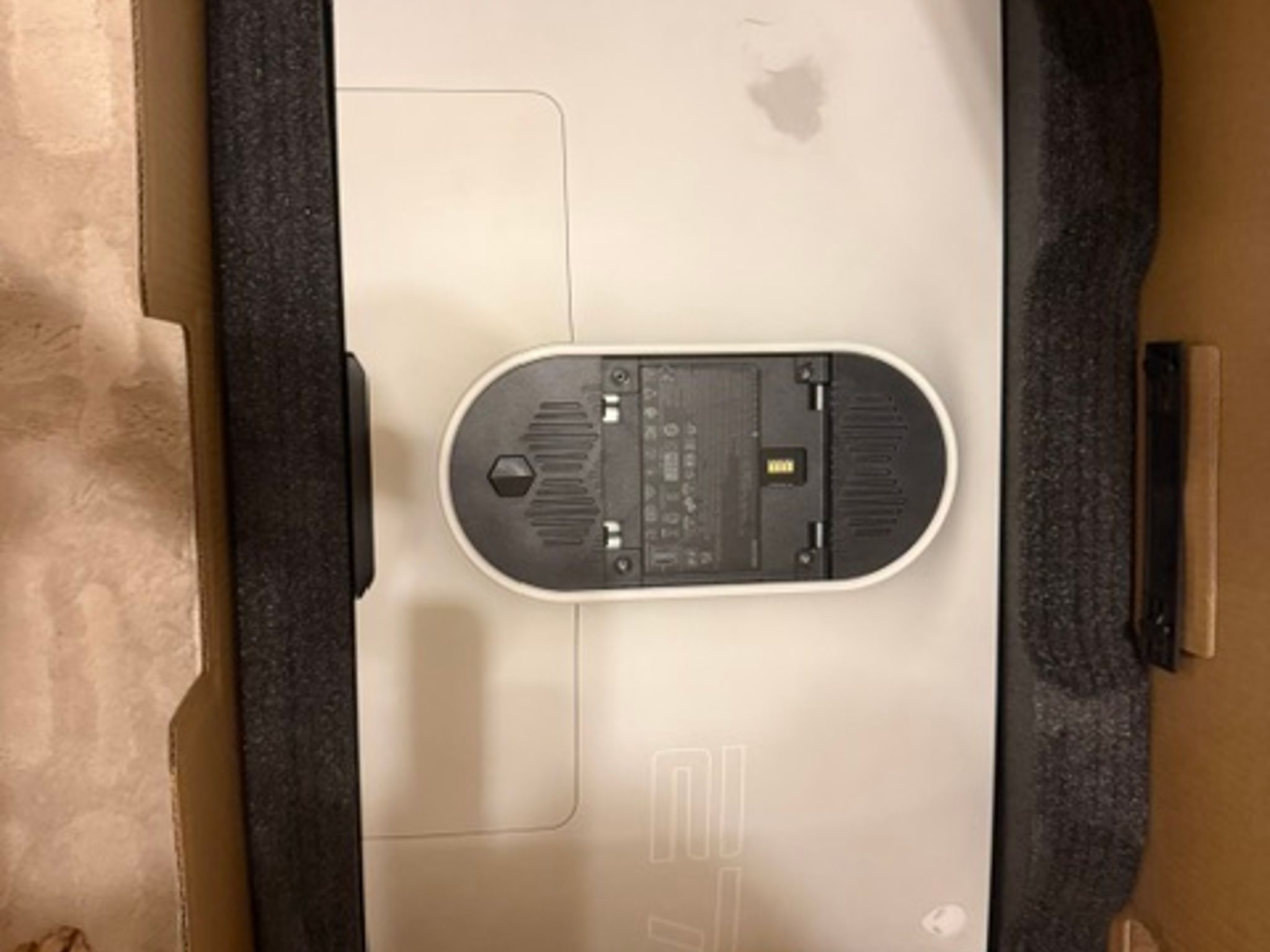 Alienware AW2720HF