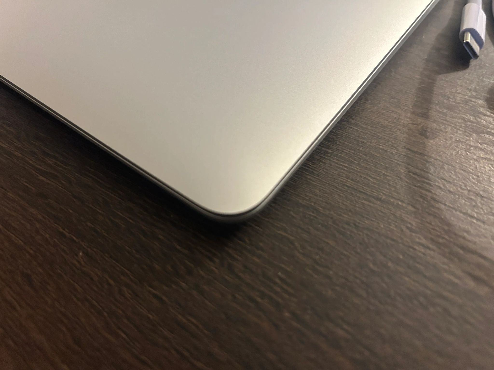 Macbook Air M1 13 in Silver, 8GB RAM, SSd 256GB